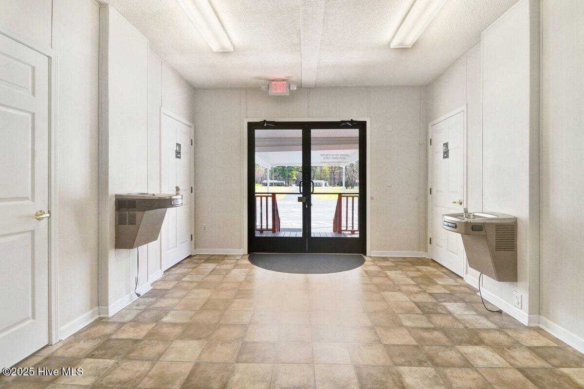 3806 Us-258 Property Photo 11