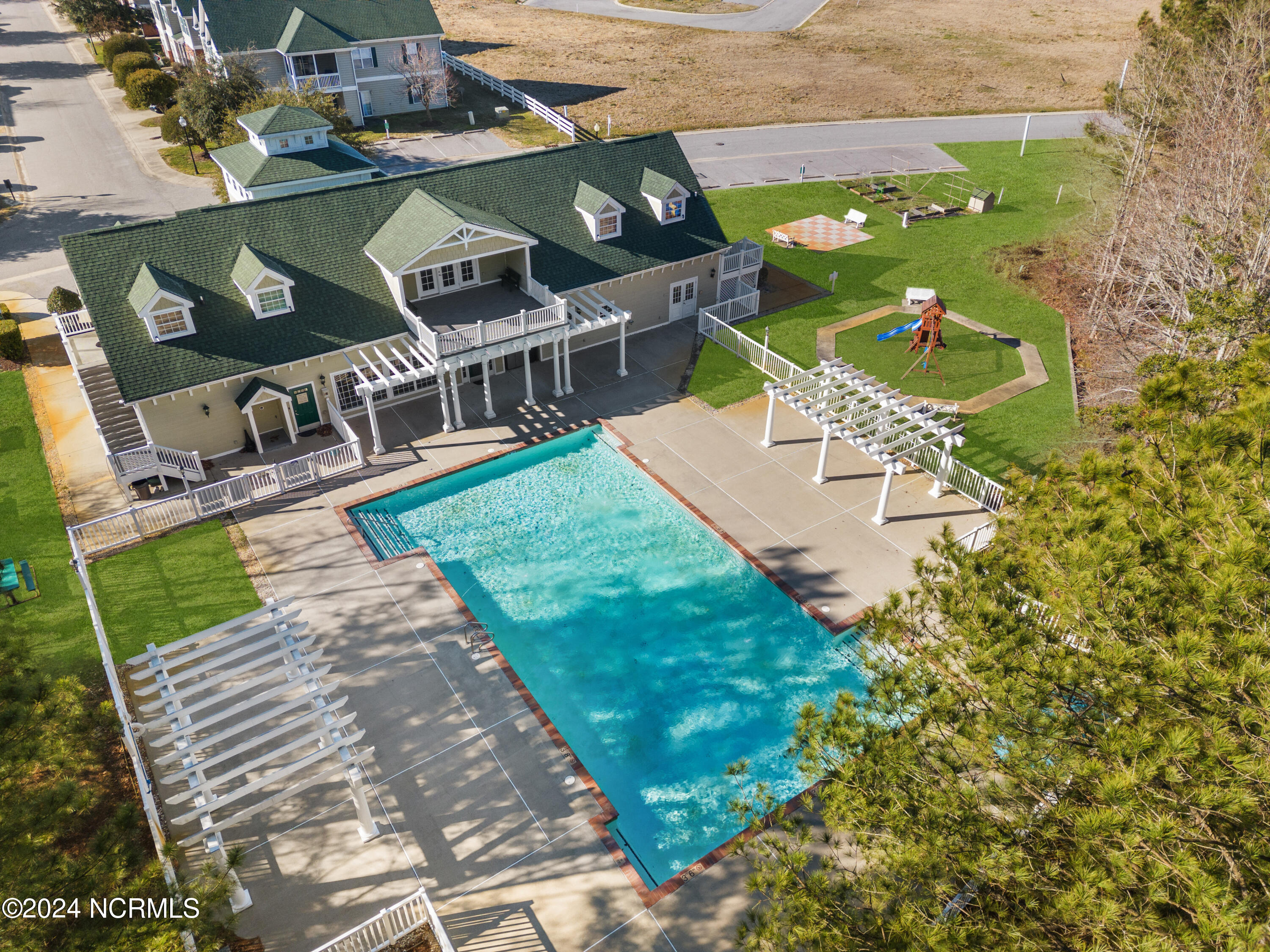 2505 Lambsberry Circle Property Photo 16