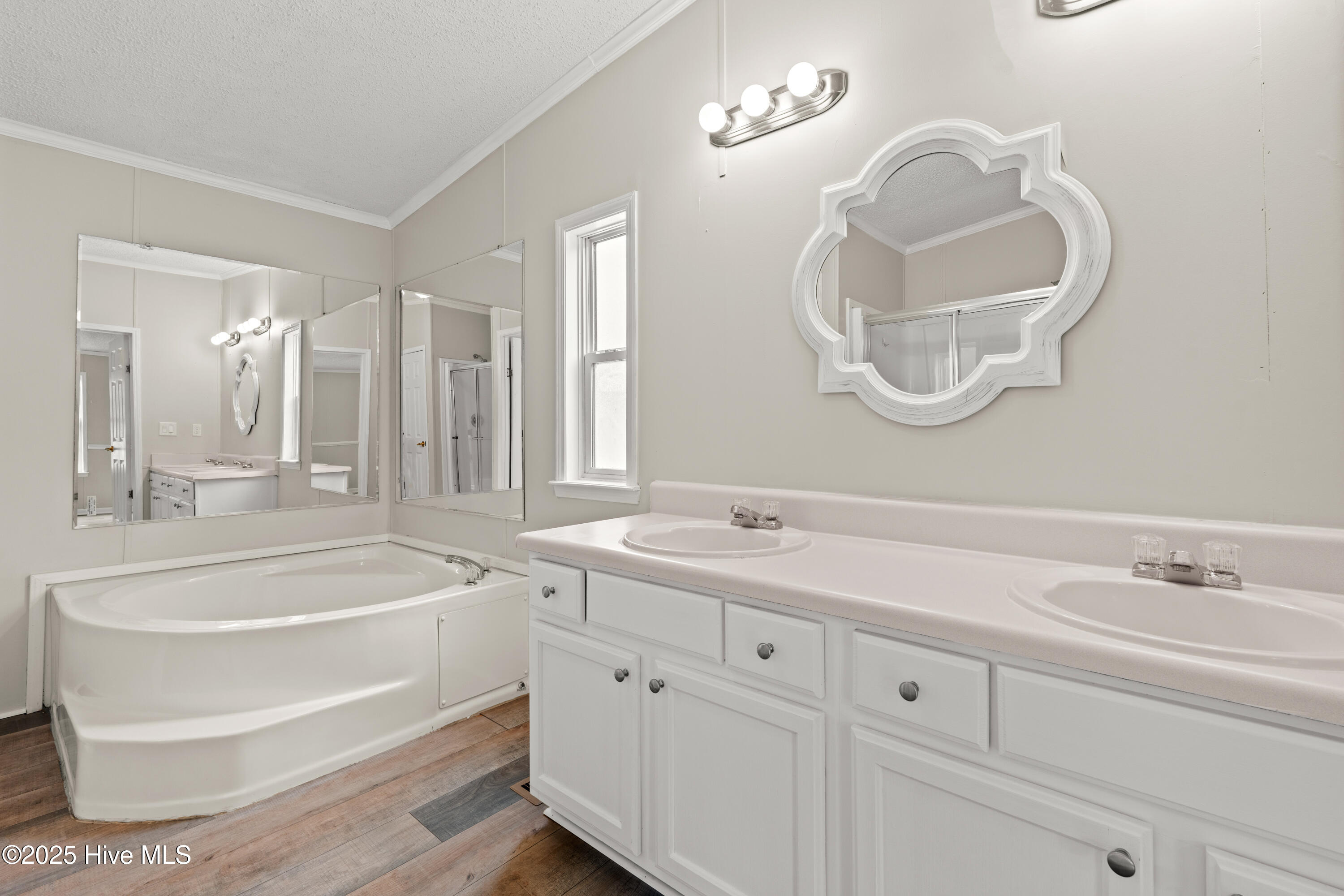 199 Saint Christopher Circle Property Photo 14