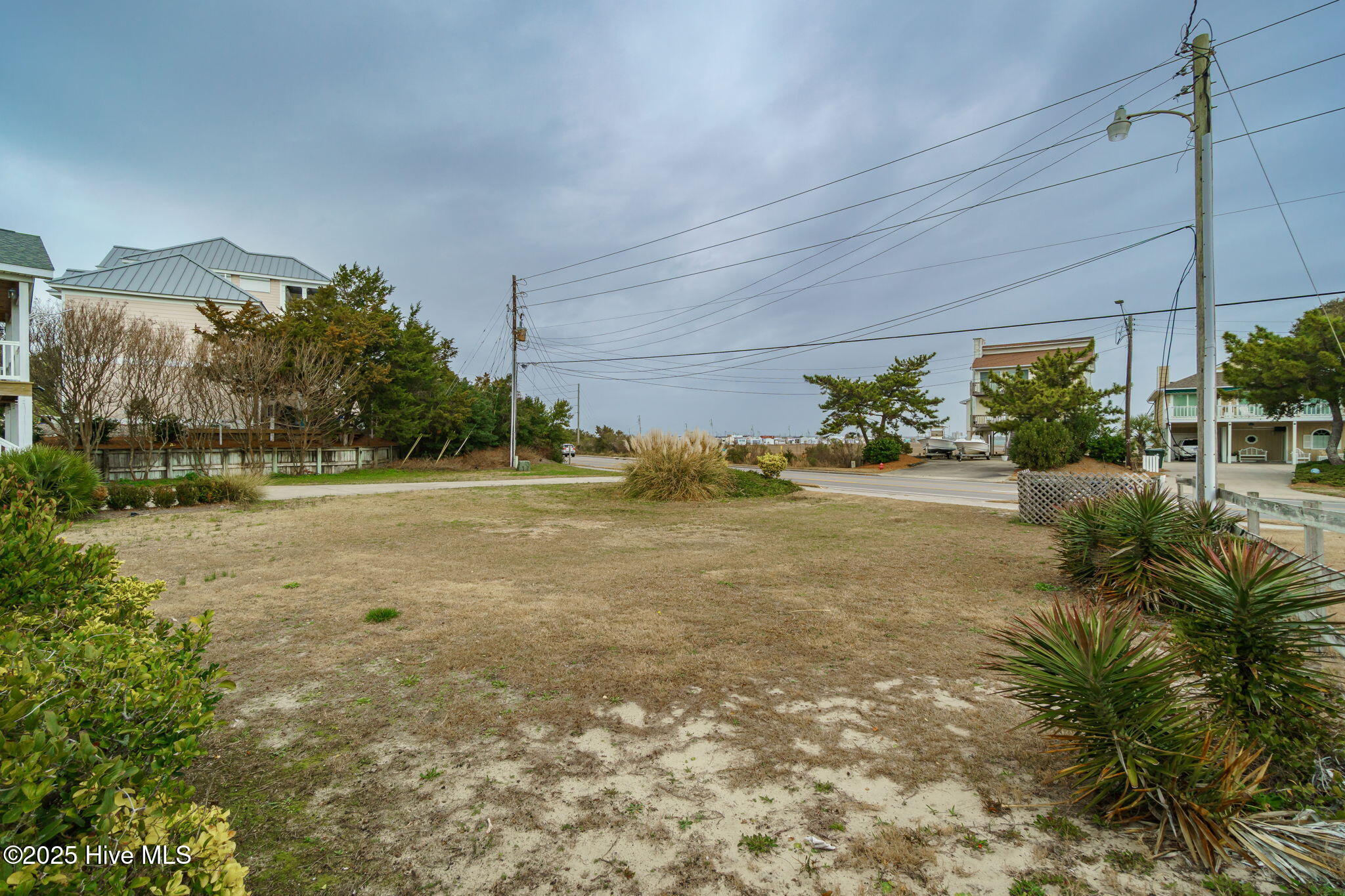 1702 E Fort Macon Road Property Photo 7