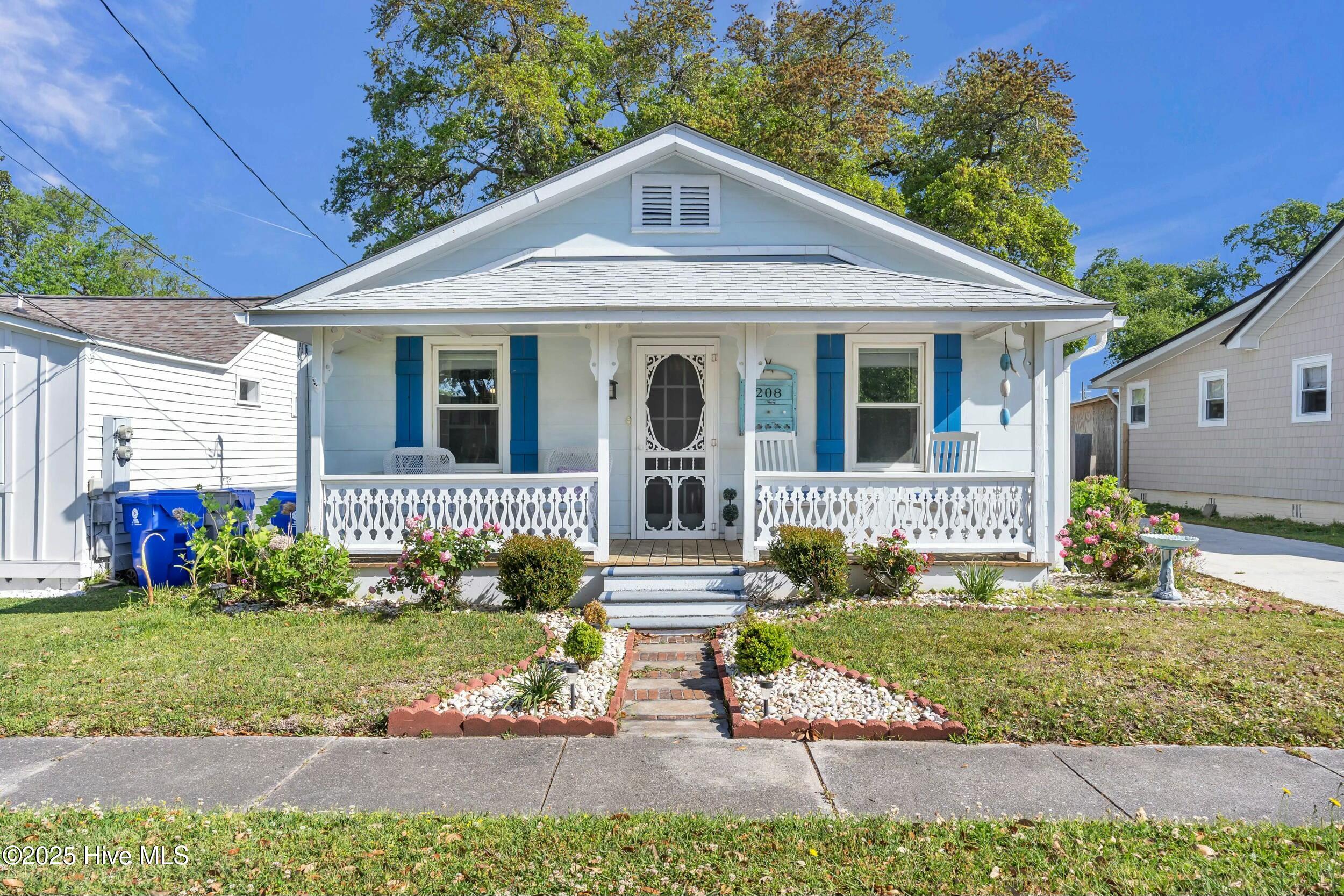 208 Lumberton Avenue Property Photo