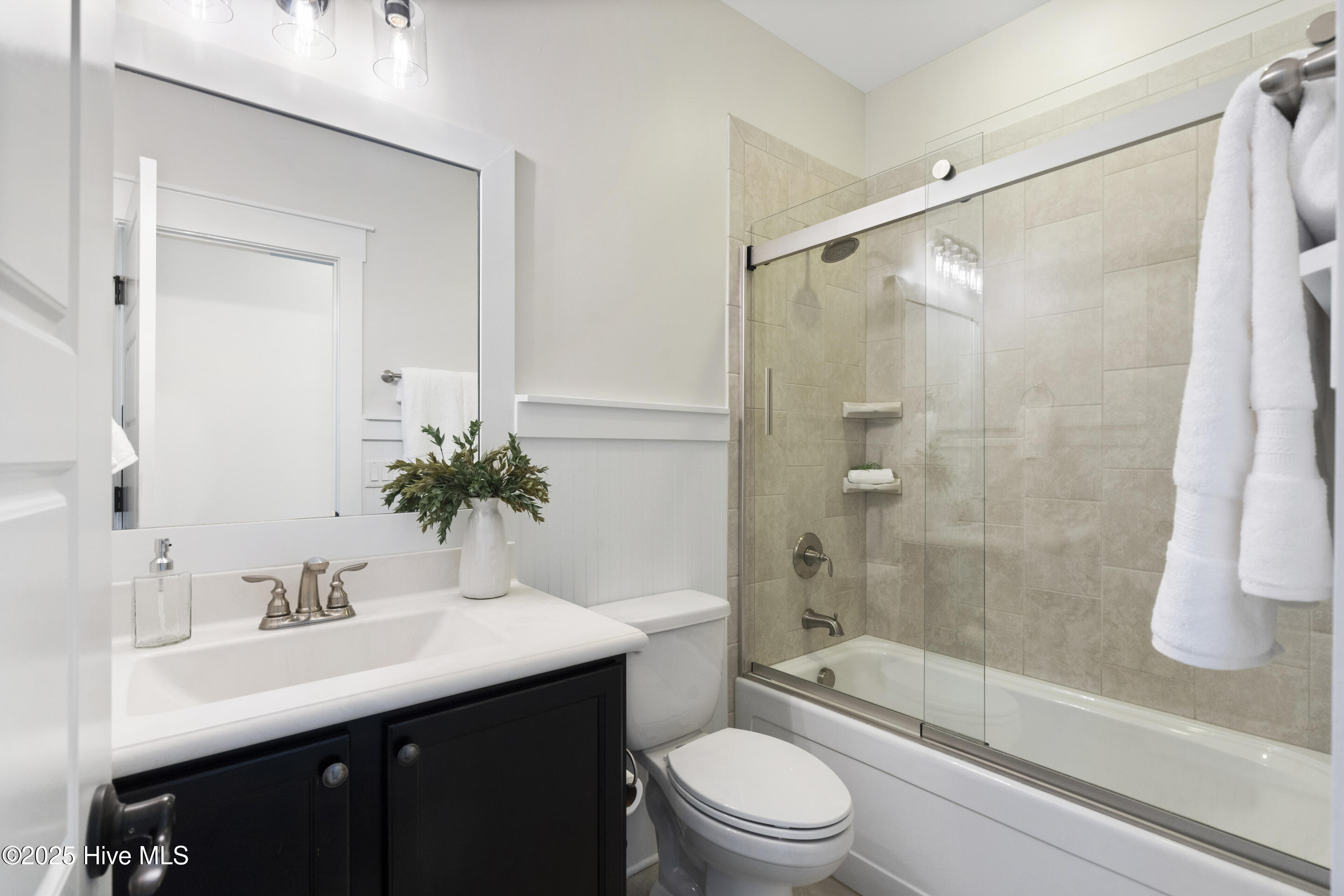2111 Shelmore Way Property Photo 11