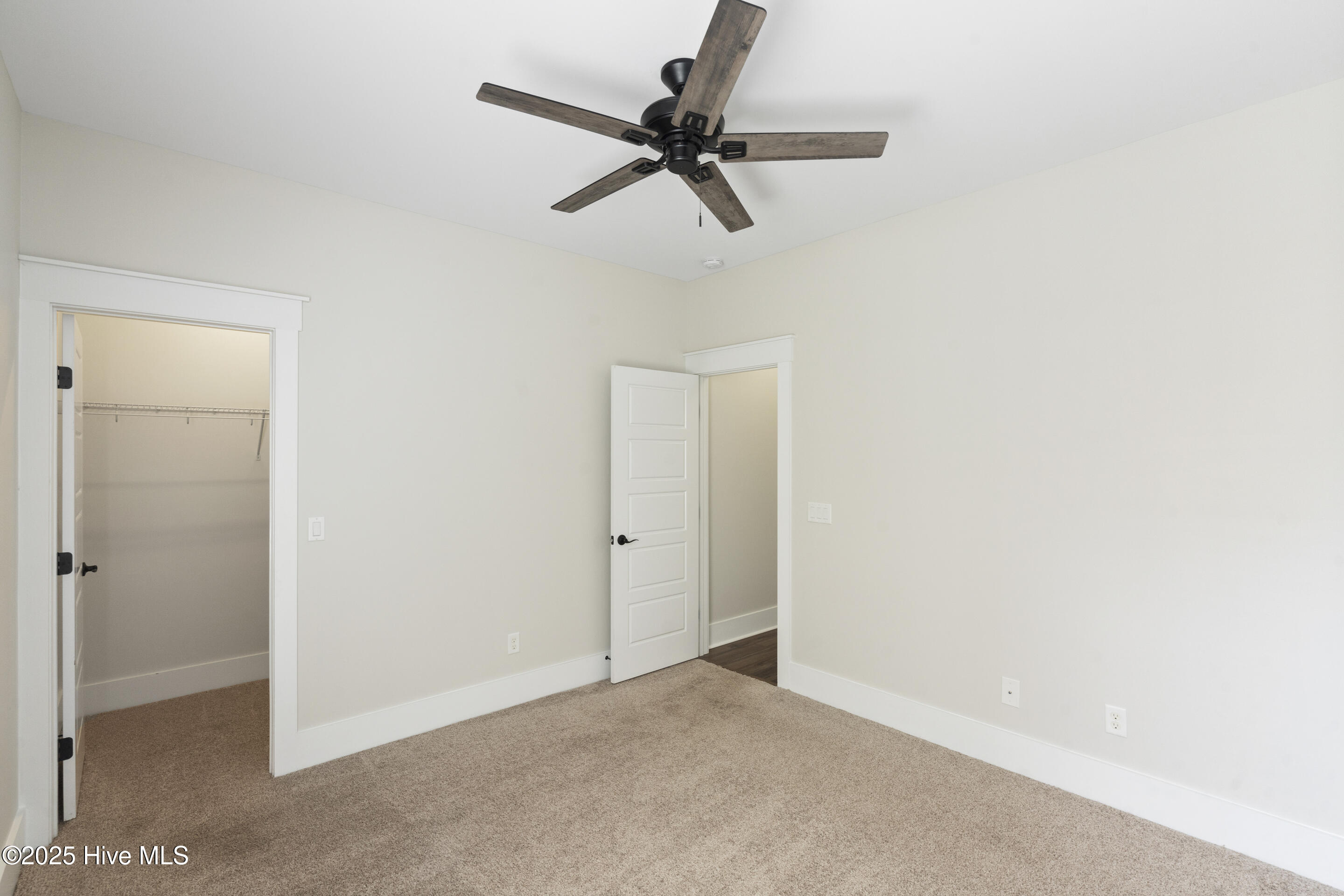 2111 Shelmore Way Property Photo 12