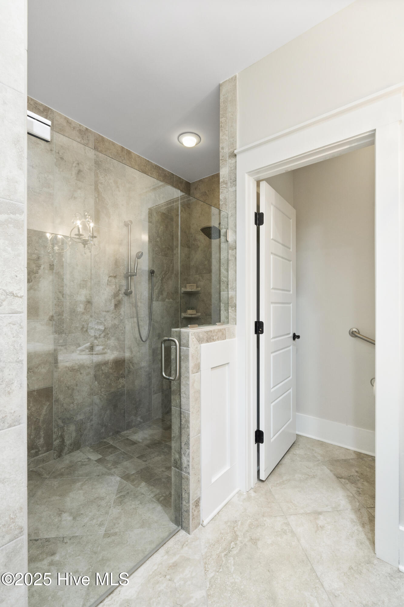 2111 Shelmore Way Property Photo 22