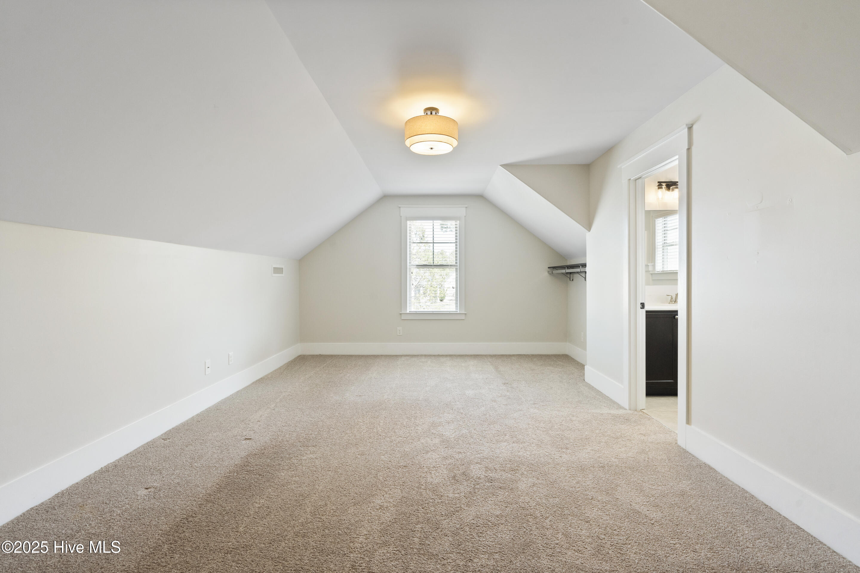 2111 Shelmore Way Property Photo 24
