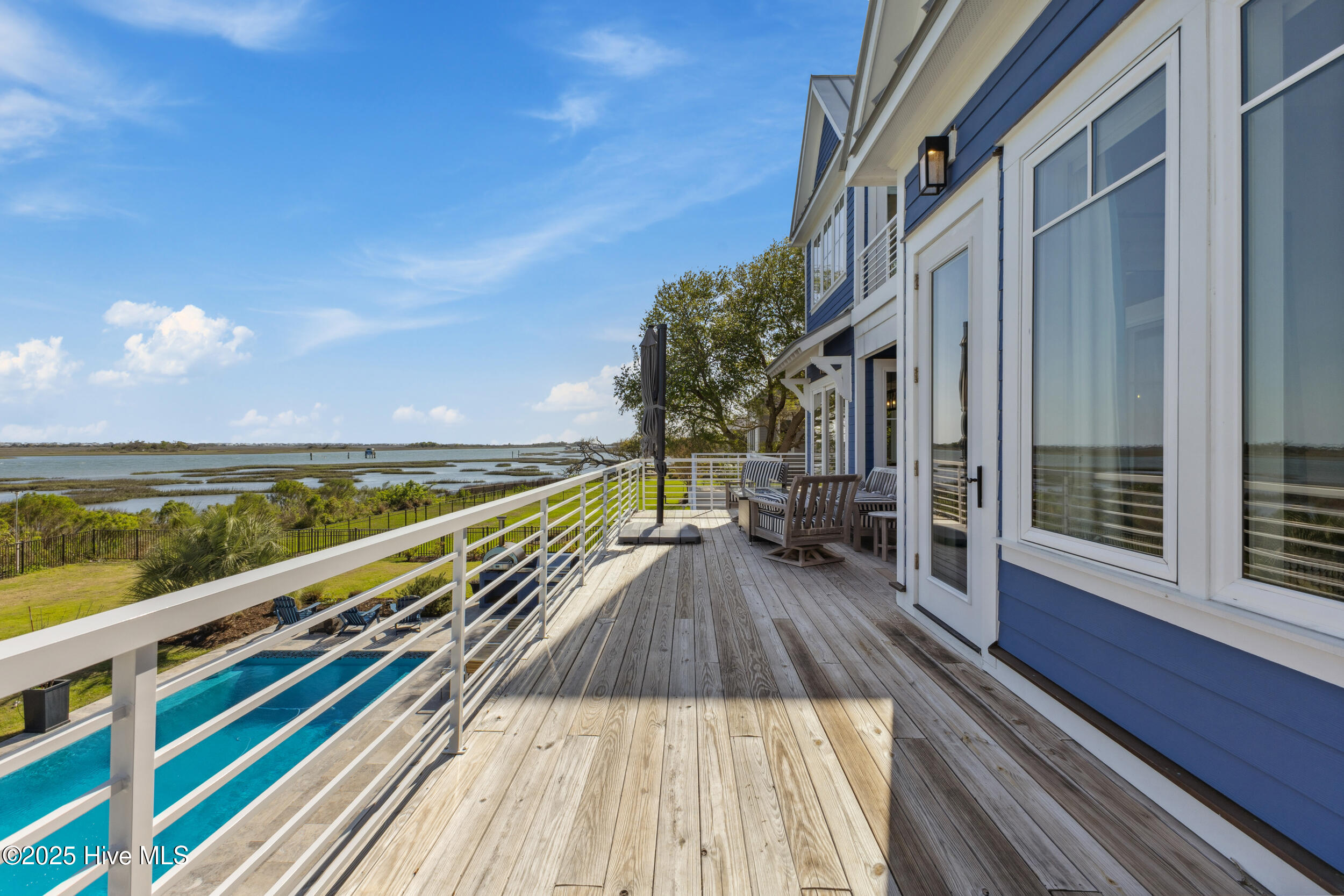 263 Harbour Village Drive Property Photo 12