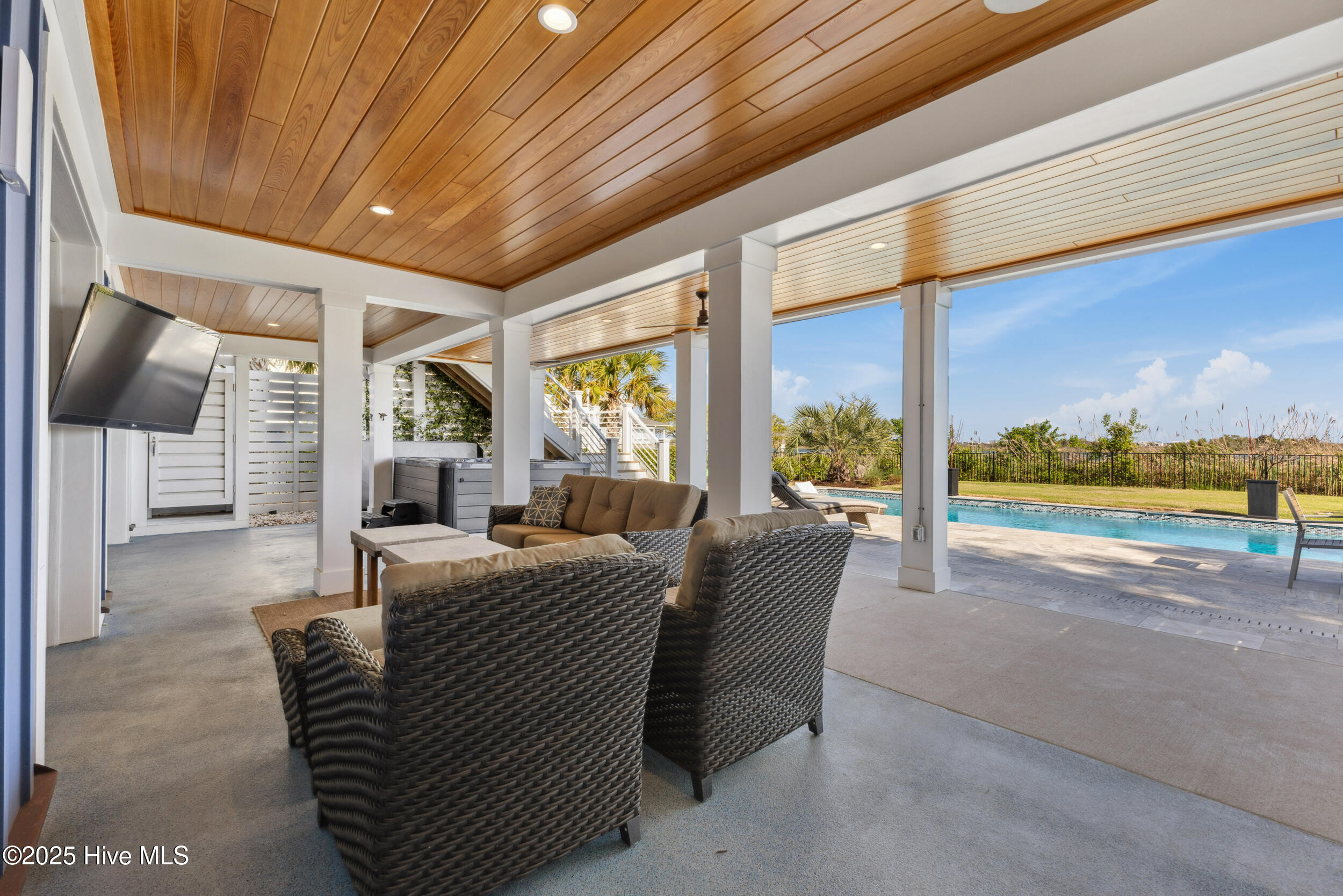 263 Harbour Village Drive Property Photo 30