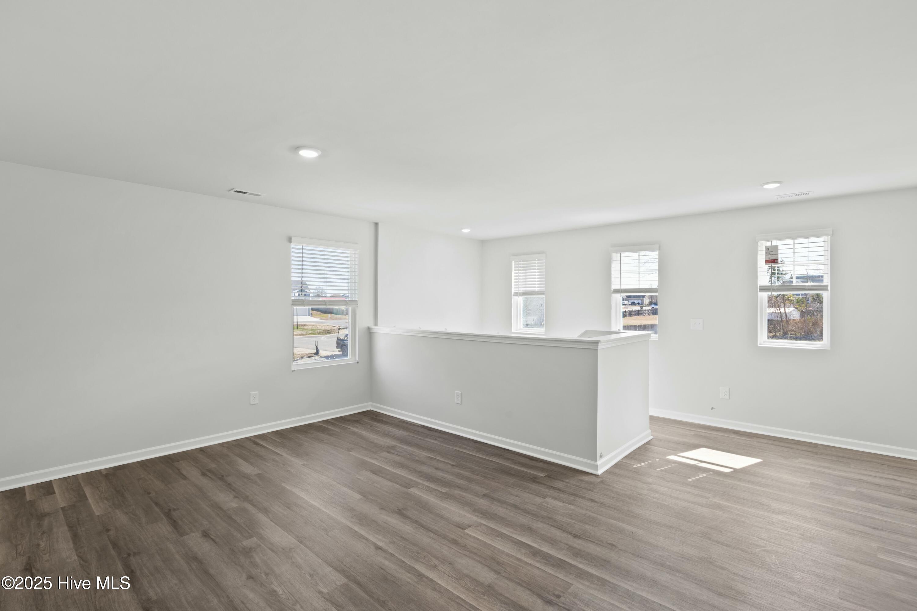 520 Sandy Hollow Drive Property Photo 17