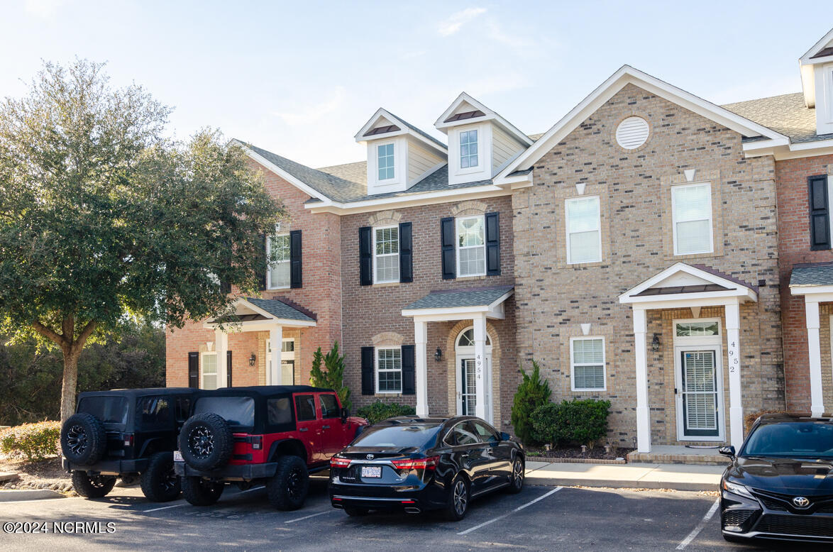 4954 Exton Park Loop Property Photo