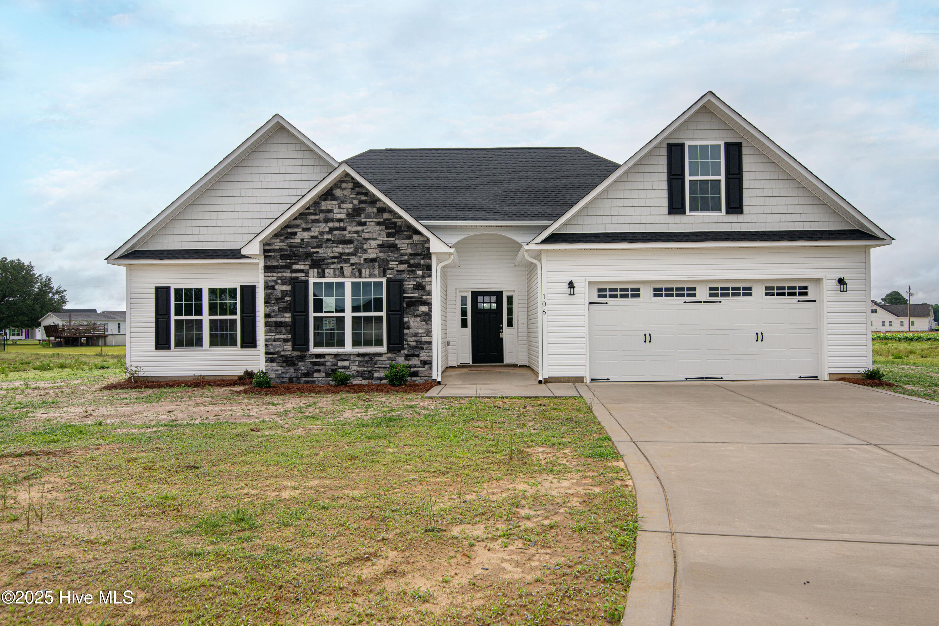 106 Nova Place Property Photo 1