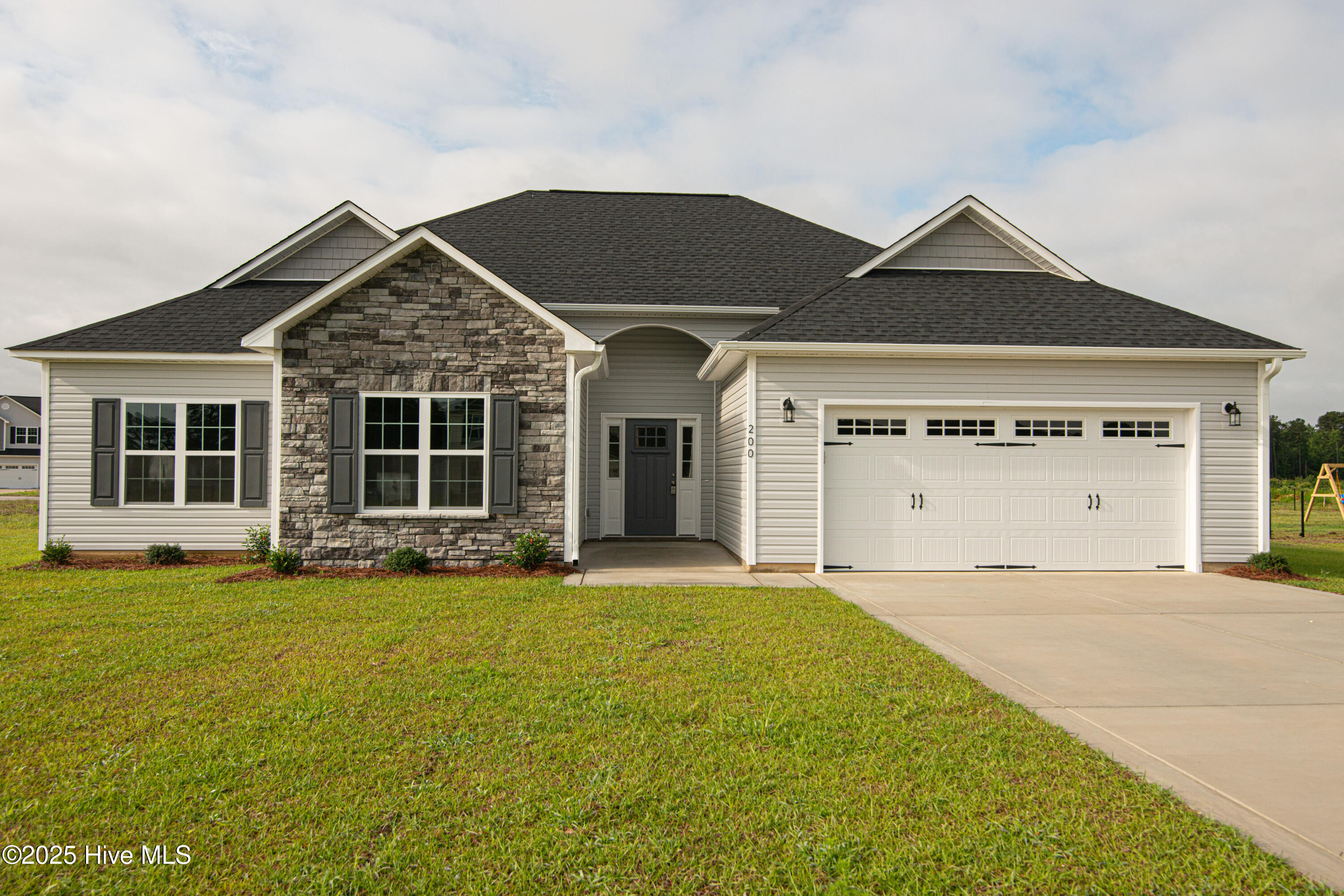 200 Talton Estates Drive Property Photo 1