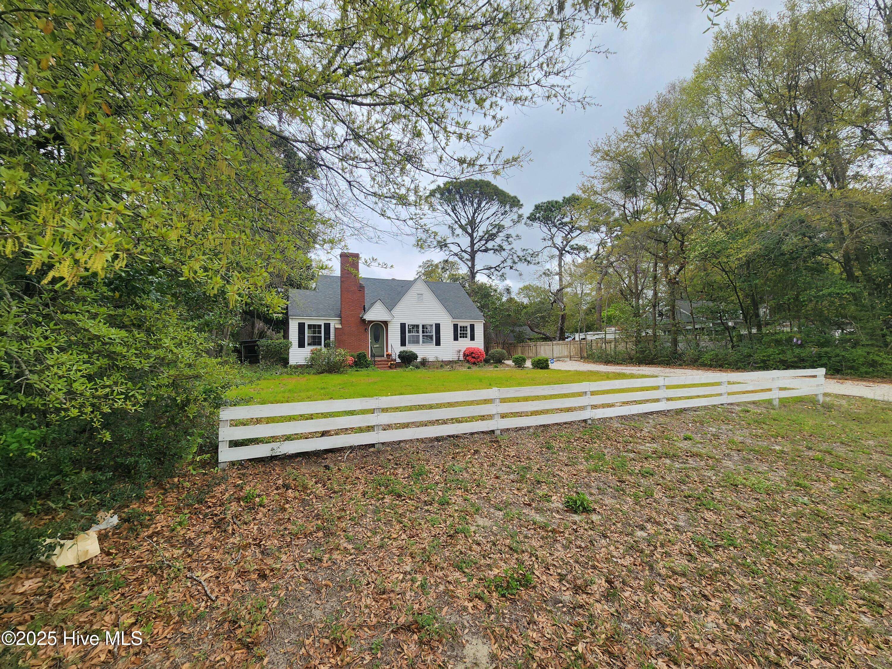 4909 Oleander Drive Property Photo