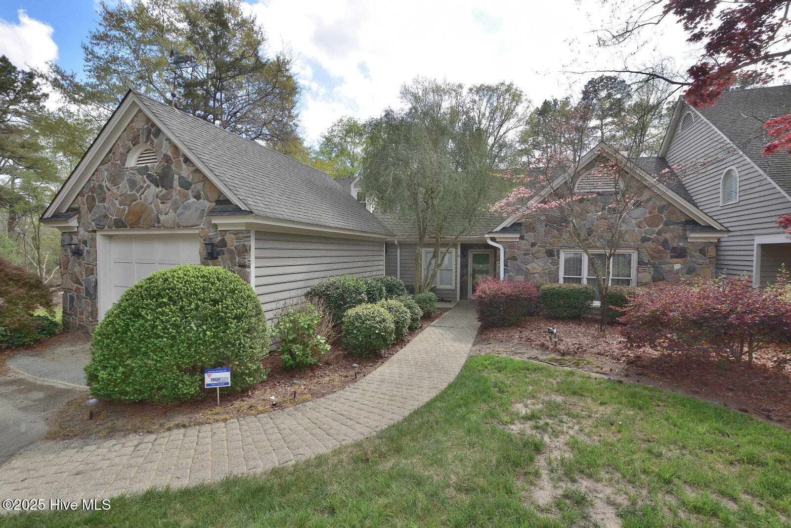 29 Mockingbird Lane Property Photo