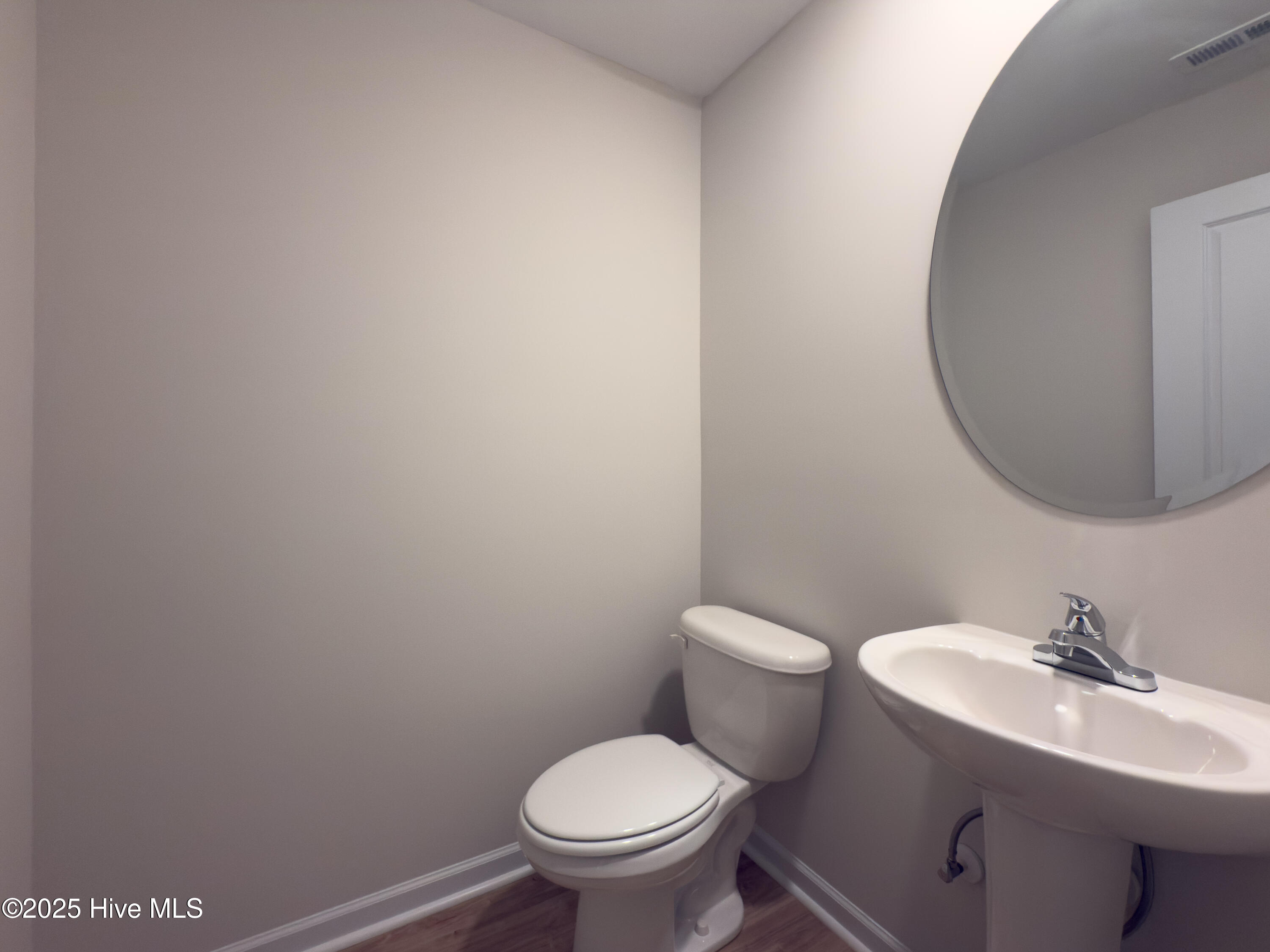 4894 Blue Springs Road Property Photo 9