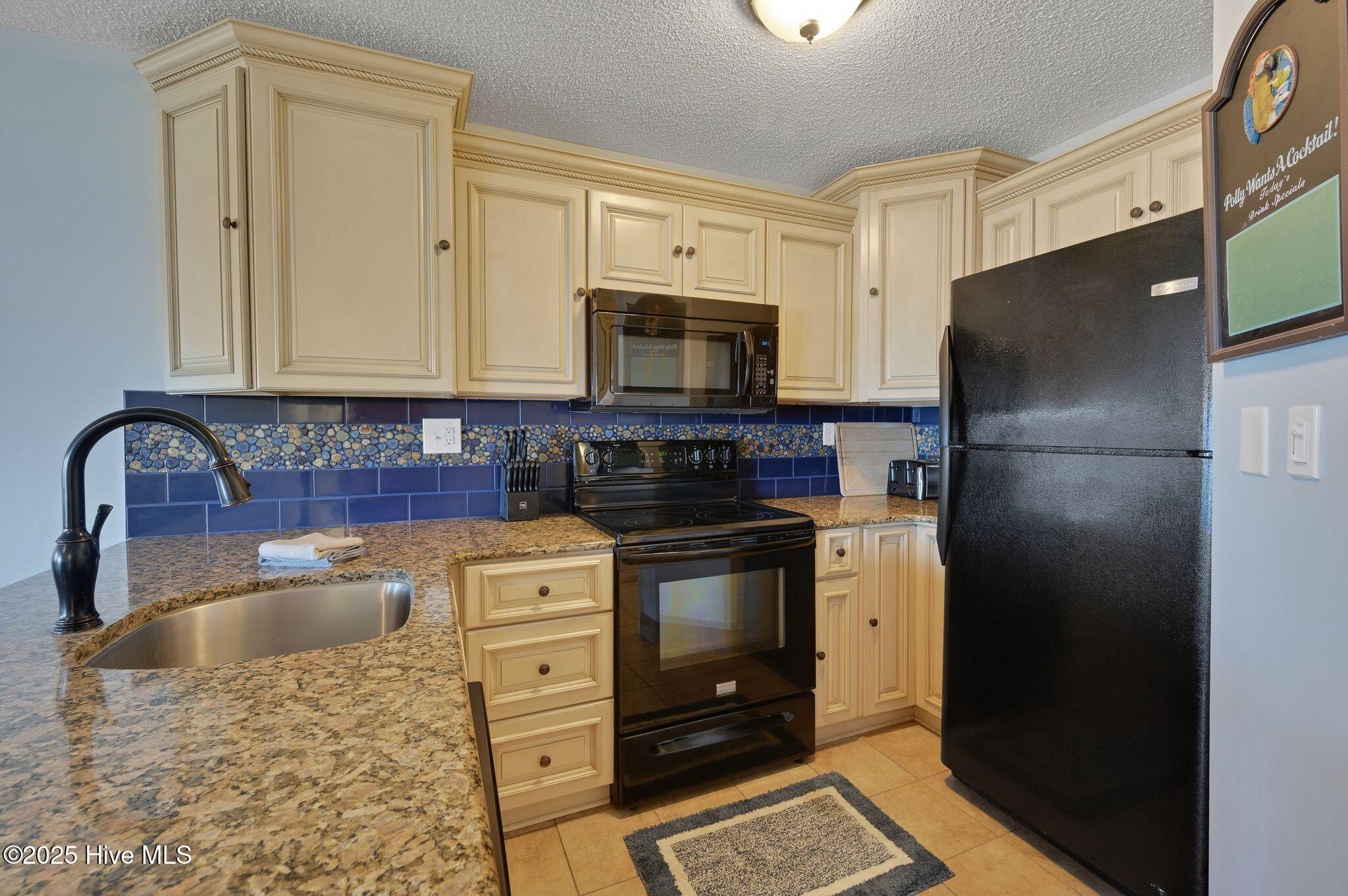 790 New River Inlet Road Unit 113a Property Photo 7