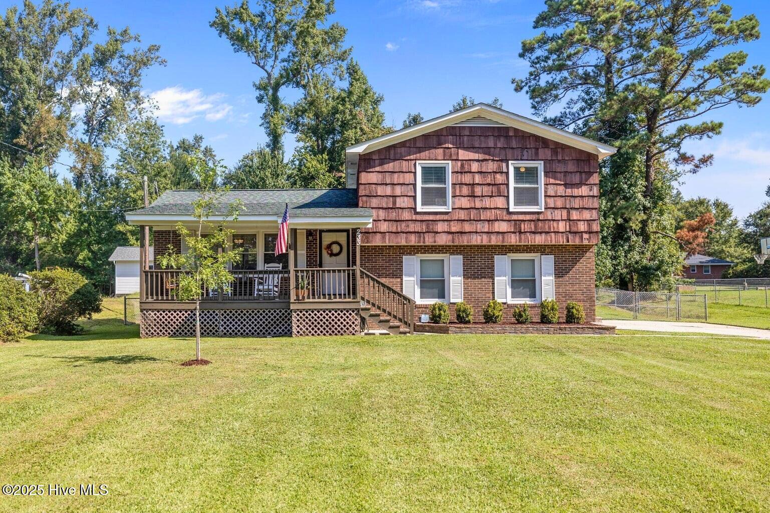 233 Heritage Park Drive Property Photo 1