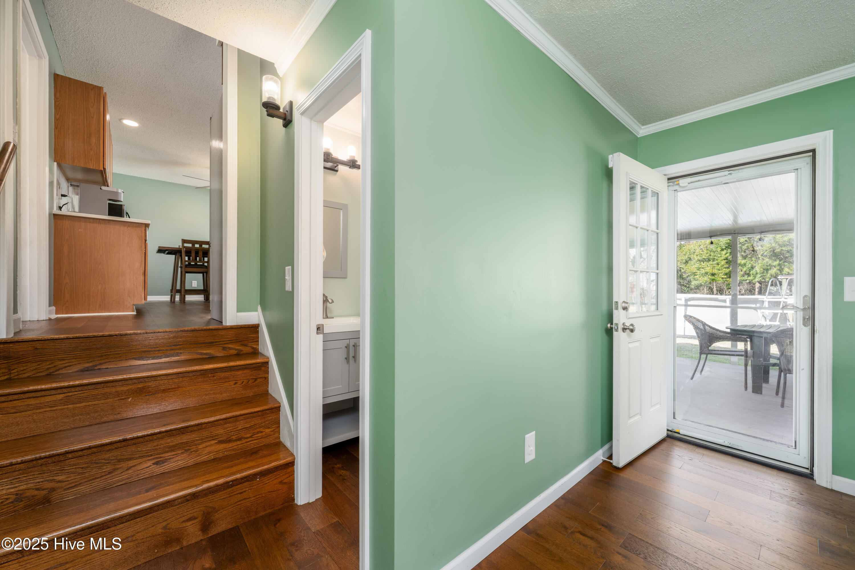 233 Heritage Park Drive Property Photo 13