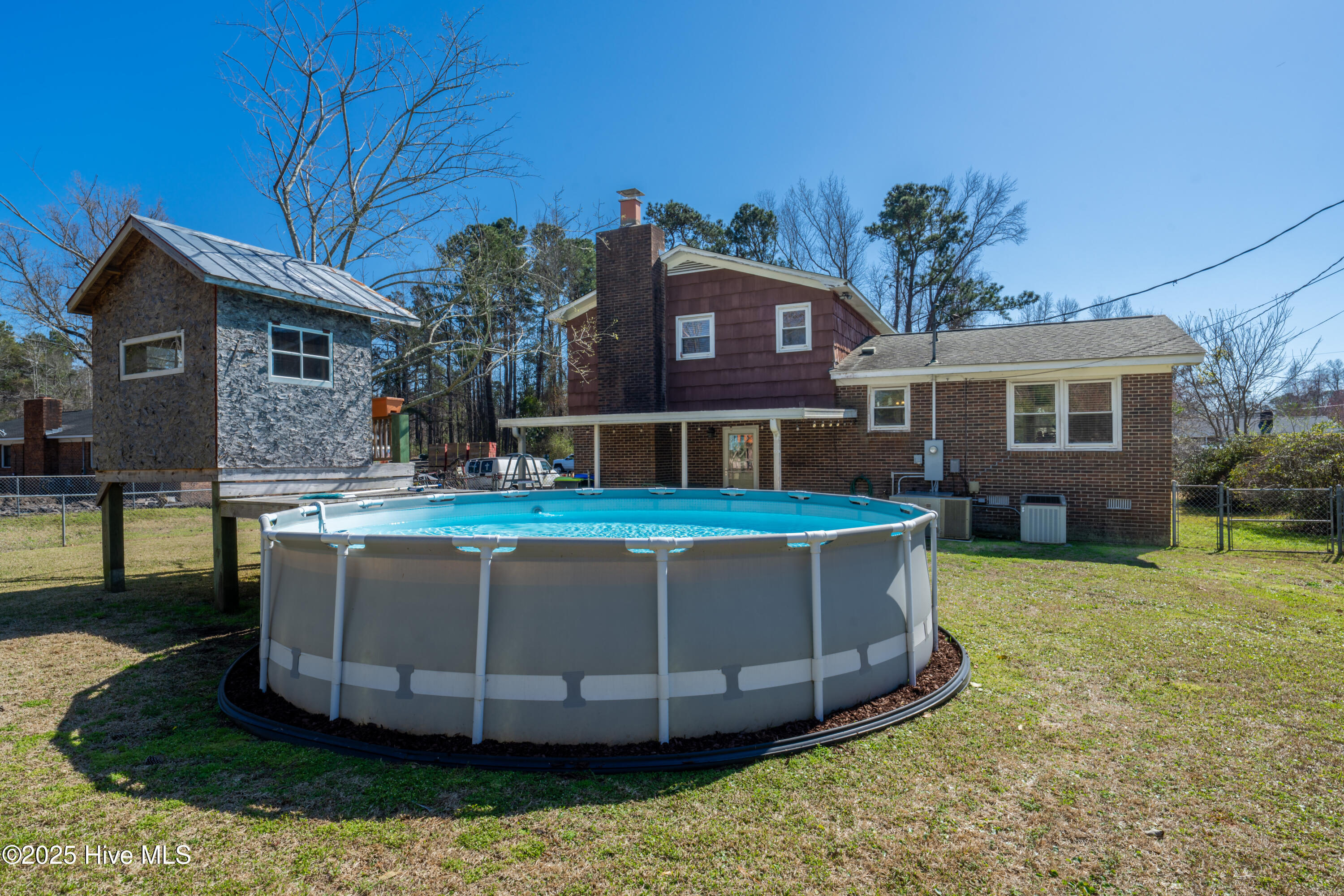 233 Heritage Park Drive Property Photo 22