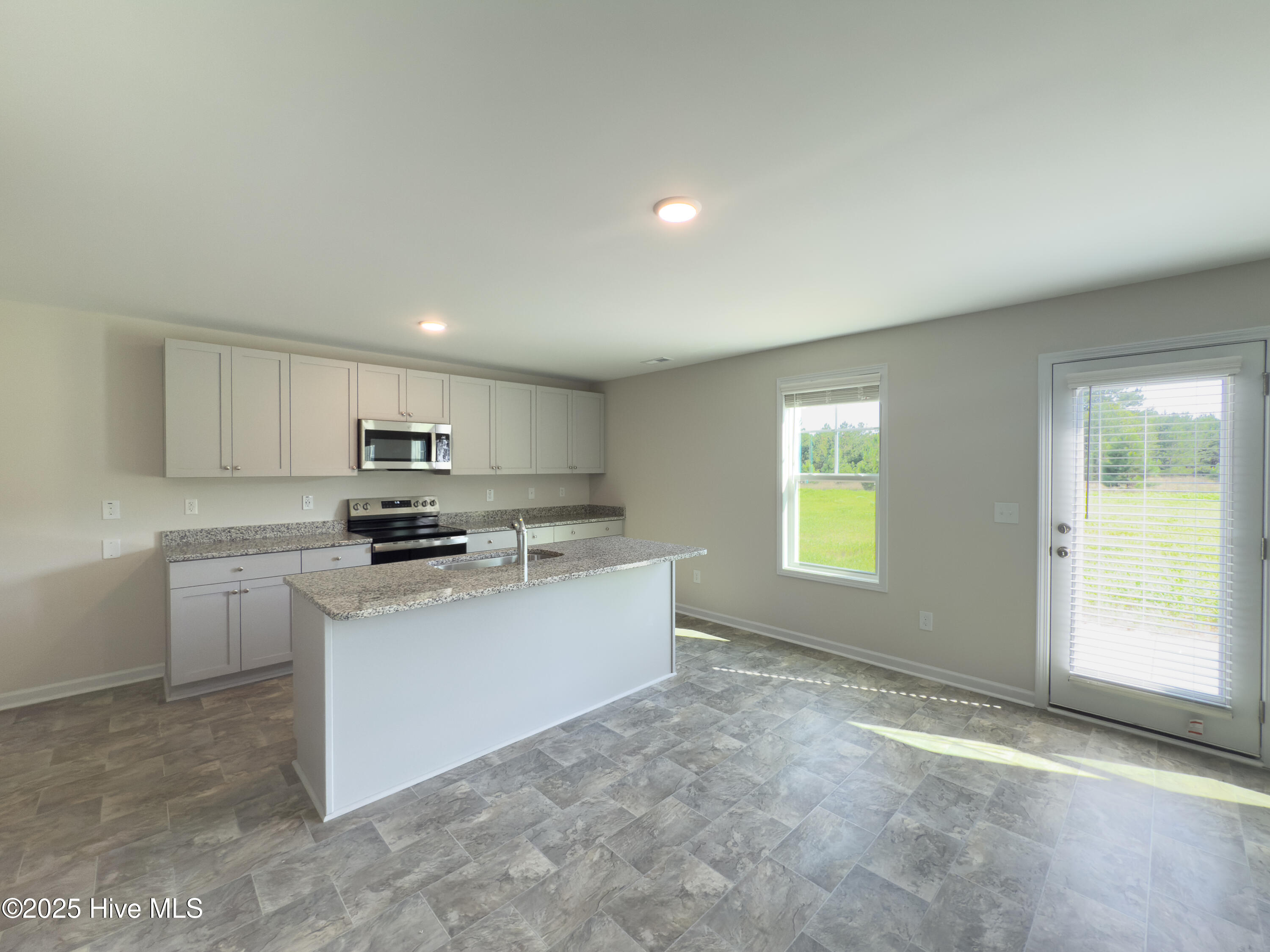 4878 Blue Springs Road Property Photo 4