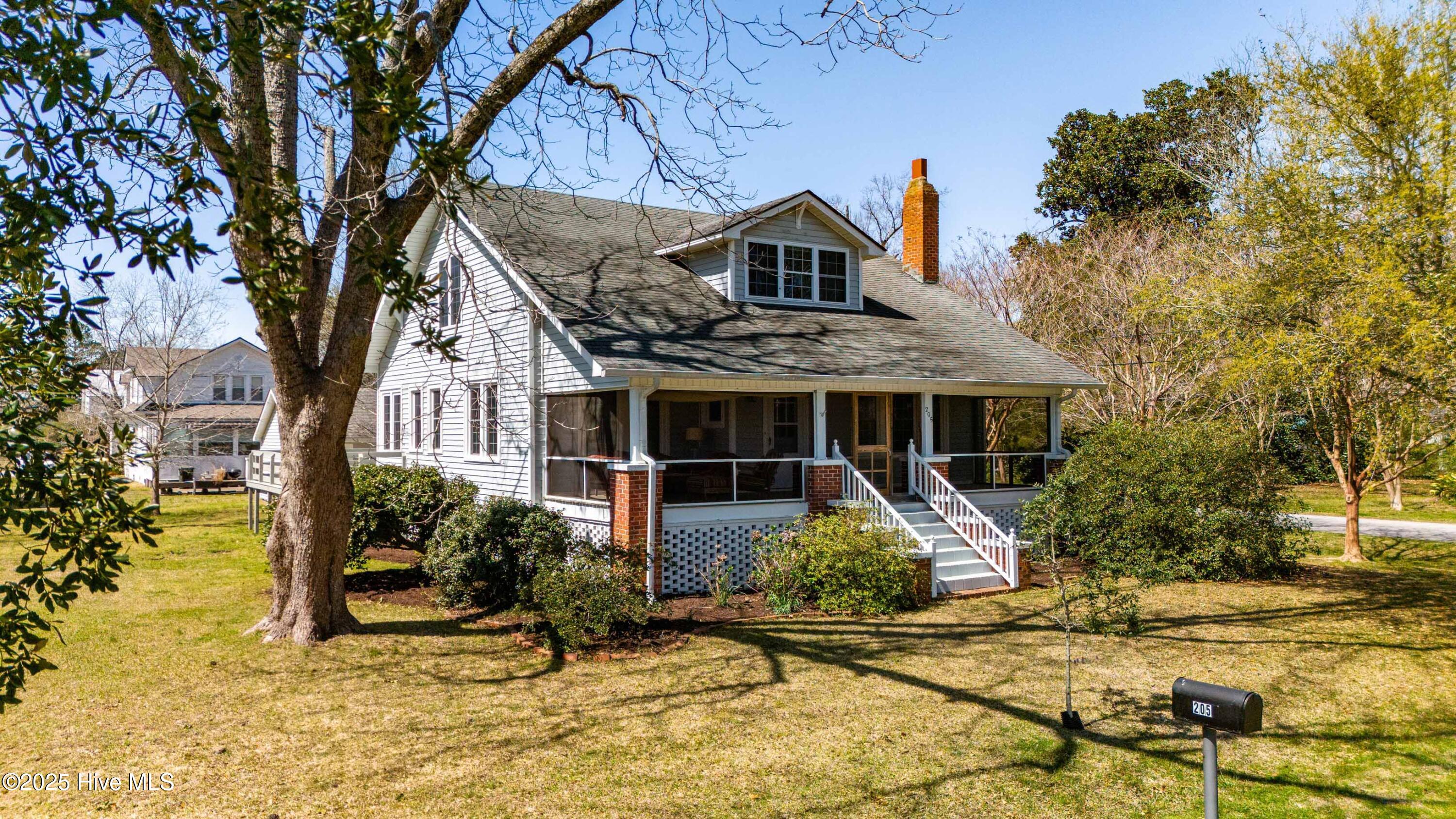 205 High Street Property Photo