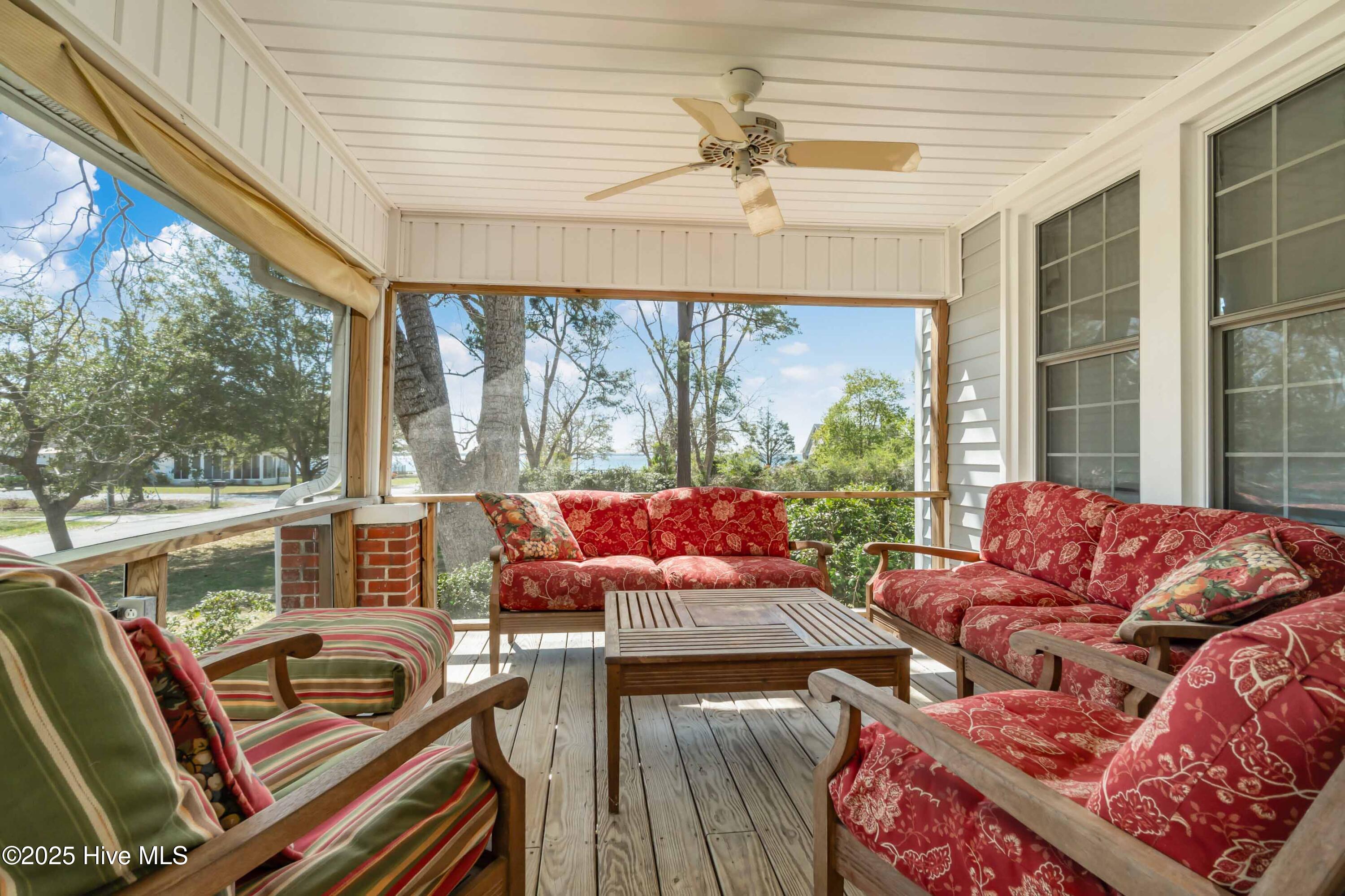 205 High Street Property Photo 6