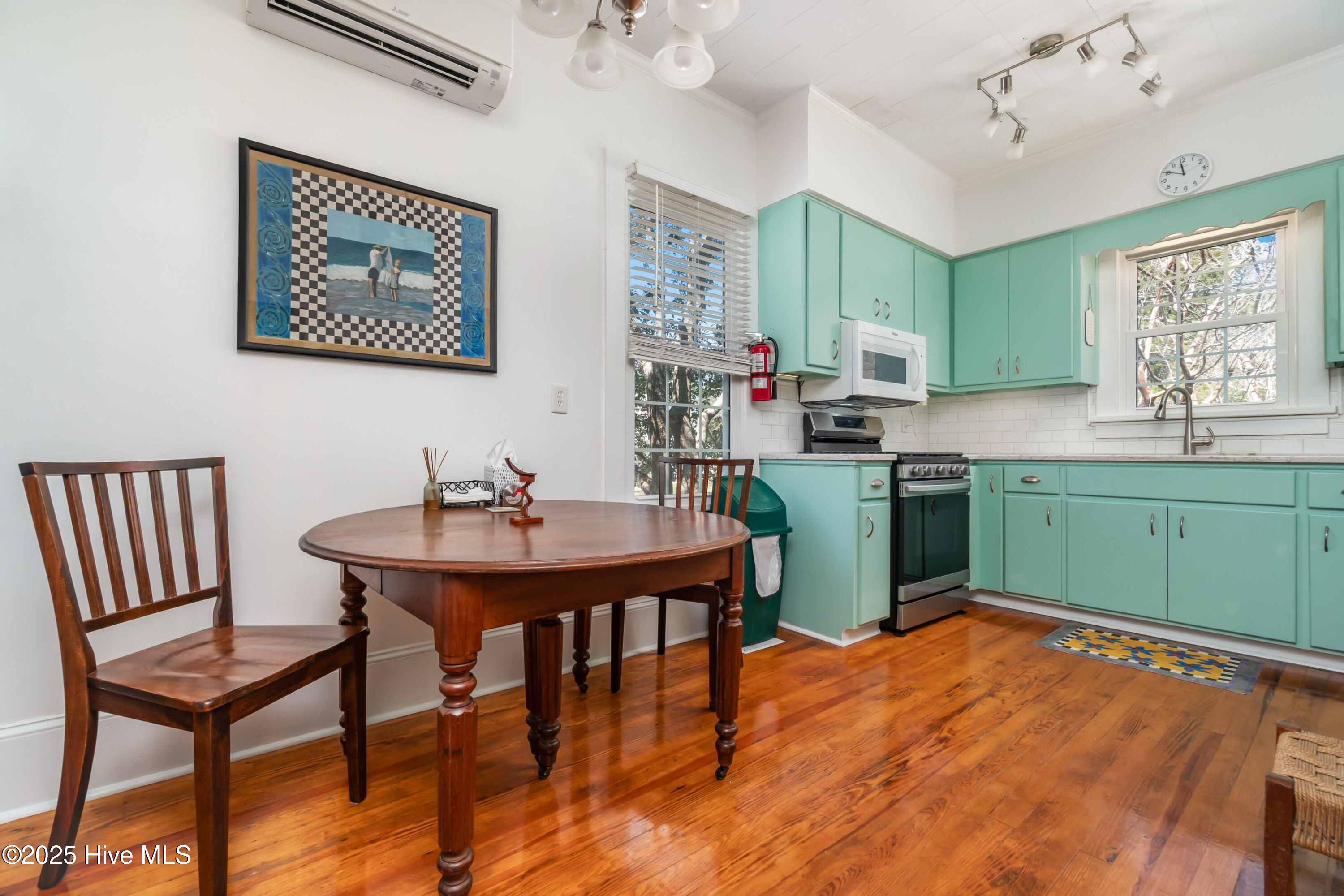 205 High Street Property Photo 15