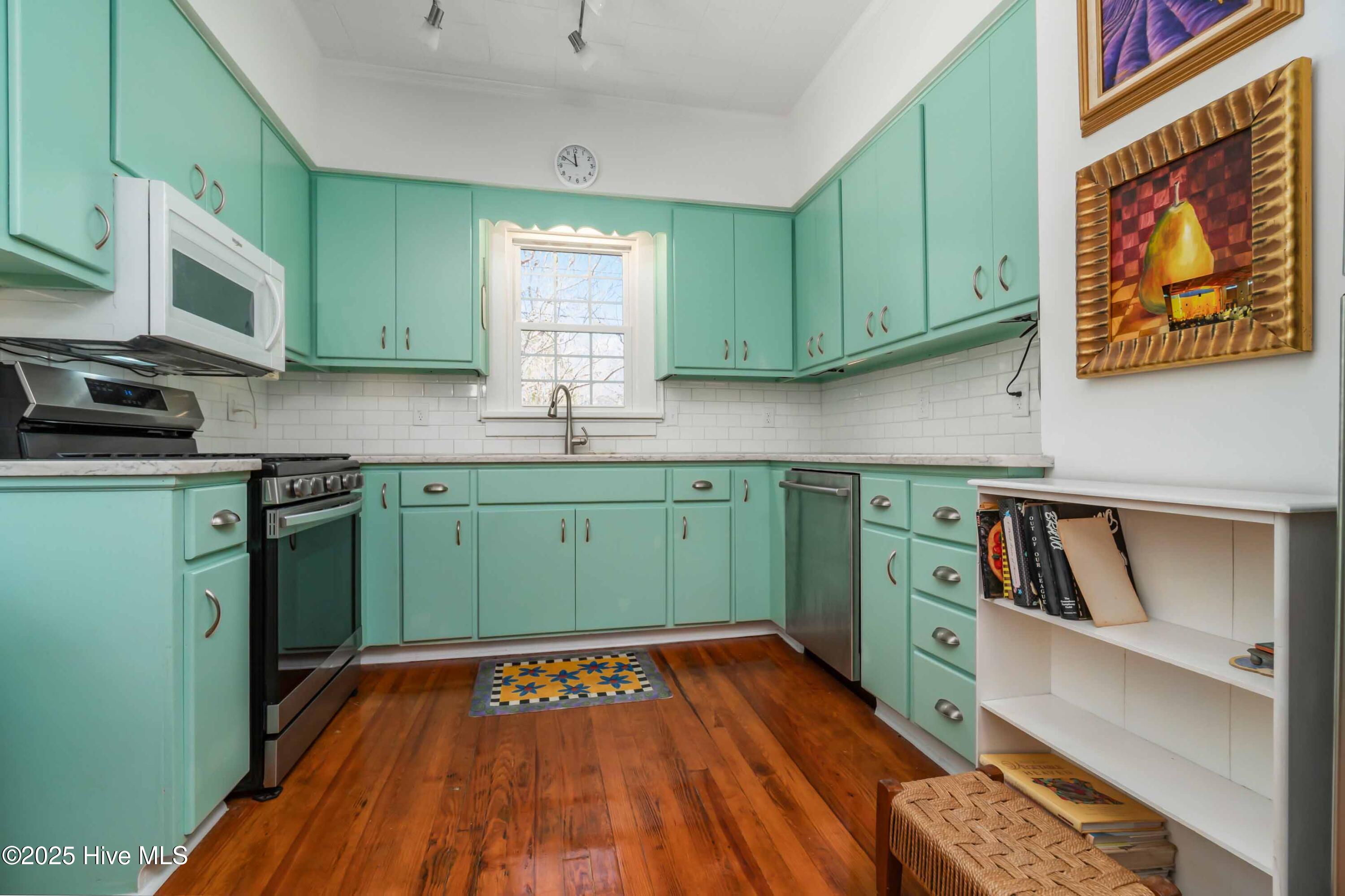 205 High Street Property Photo 16