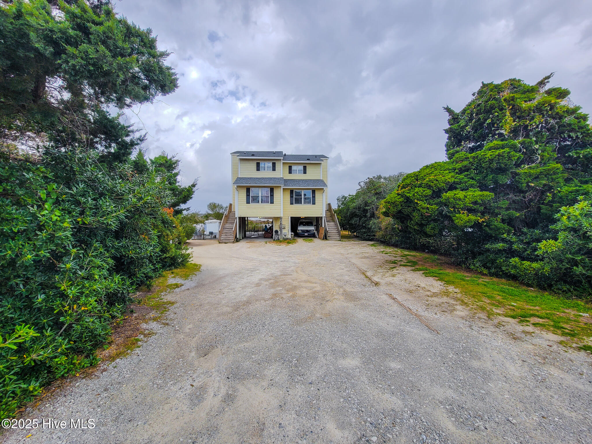 703 S Topsail Drive Property Photo 3