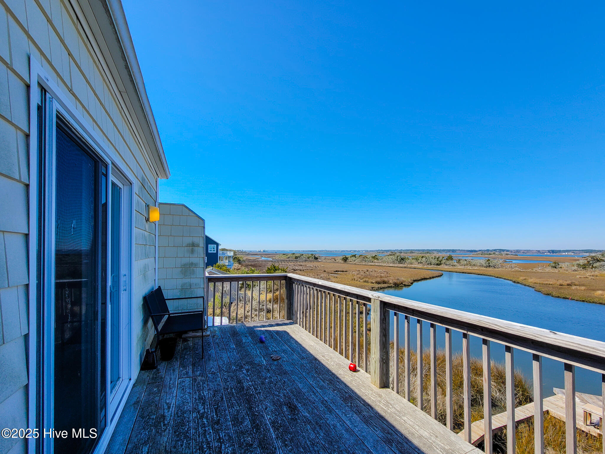 703 S Topsail Drive Property Photo 6