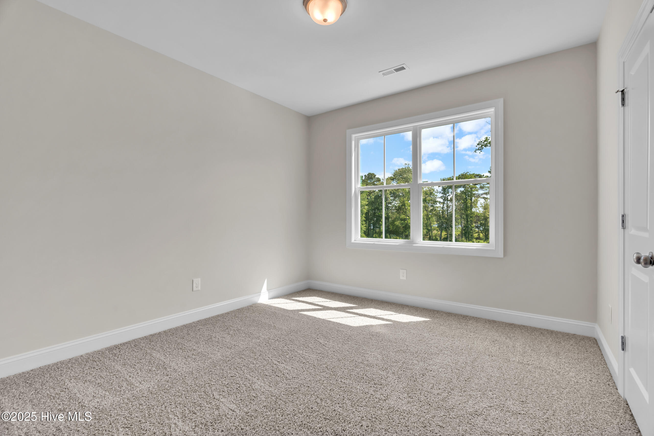 124 Creek Bluff Road Property Photo 38