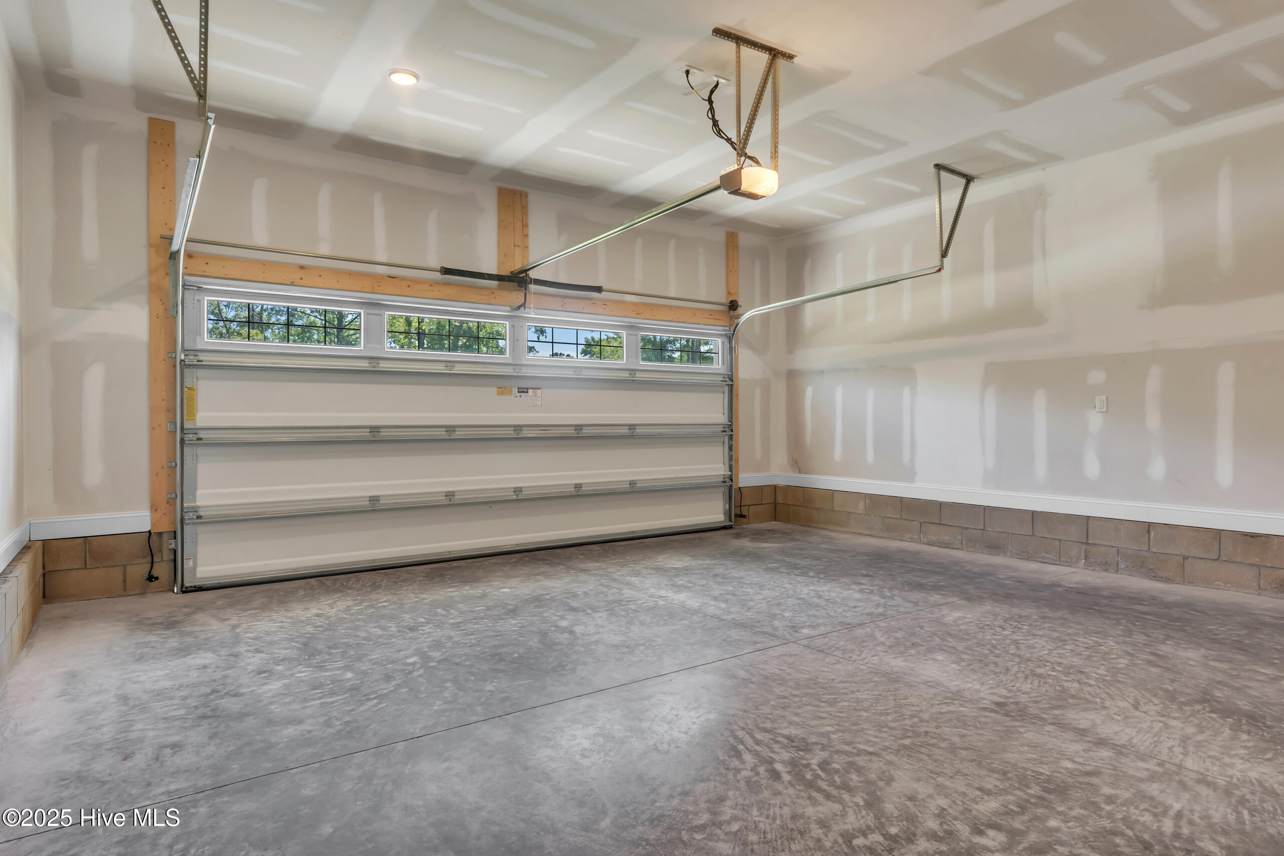 124 Creek Bluff Road Property Photo 57