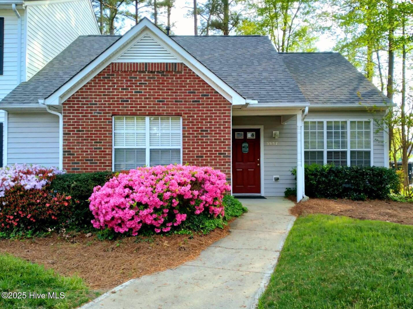 5557 Fieldcross Court Property Photo