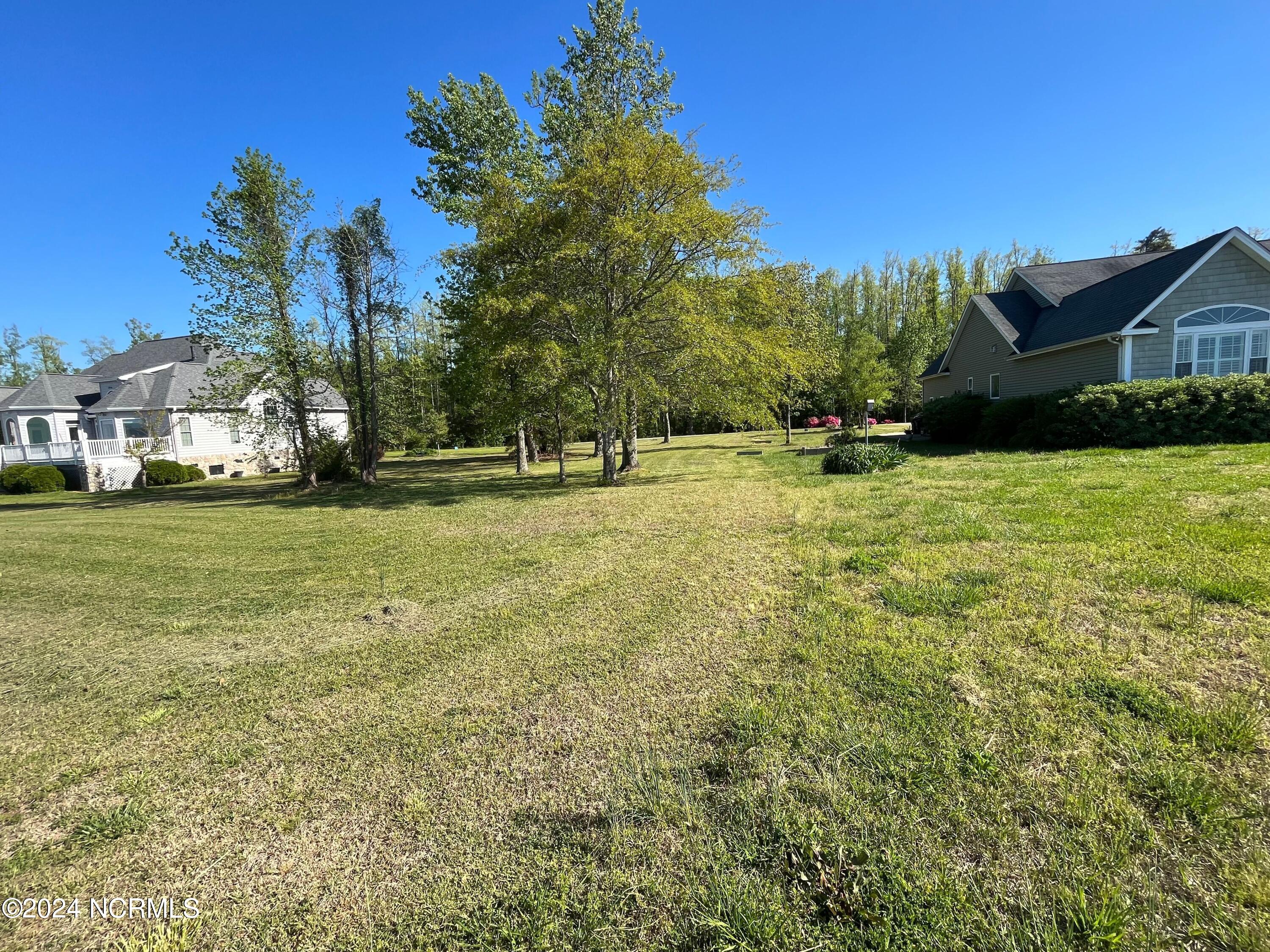 579 Summerby Road Property Photo 6