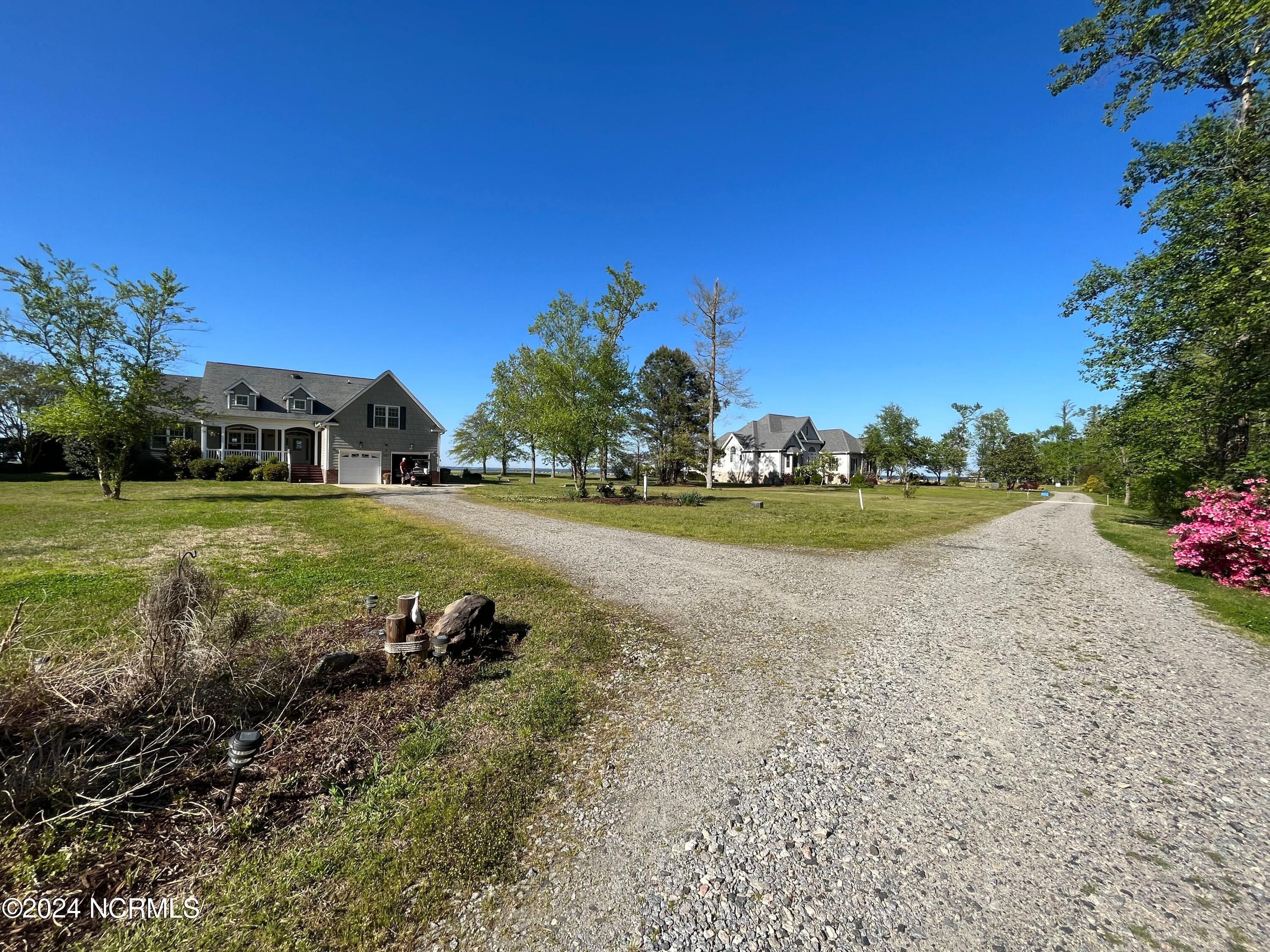 579 Summerby Road Property Photo 25