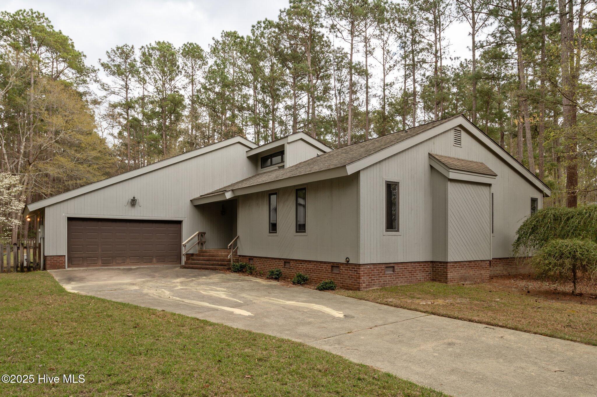 306 Channel Property Photo