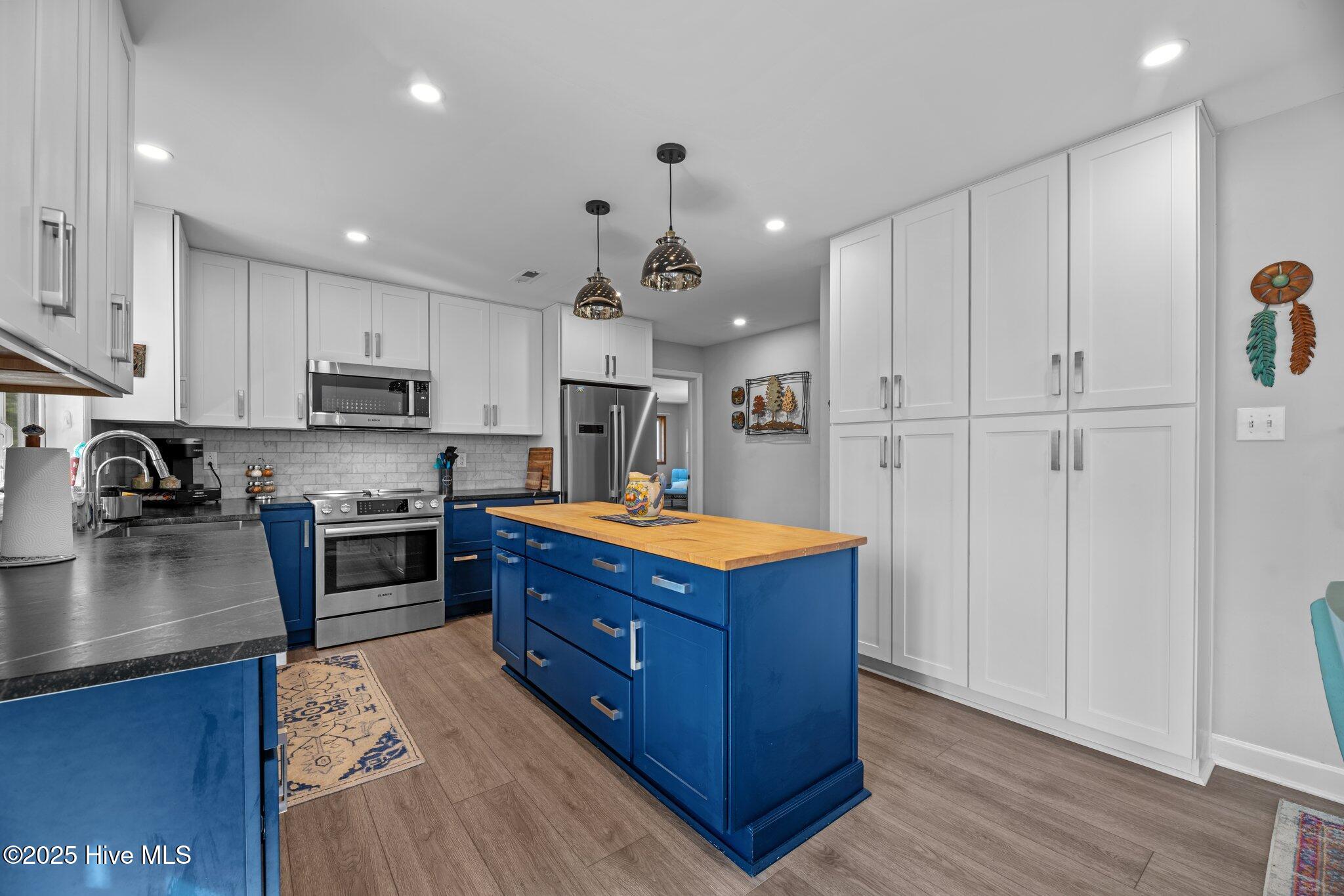 20 Mallard Drive Property Photo 11