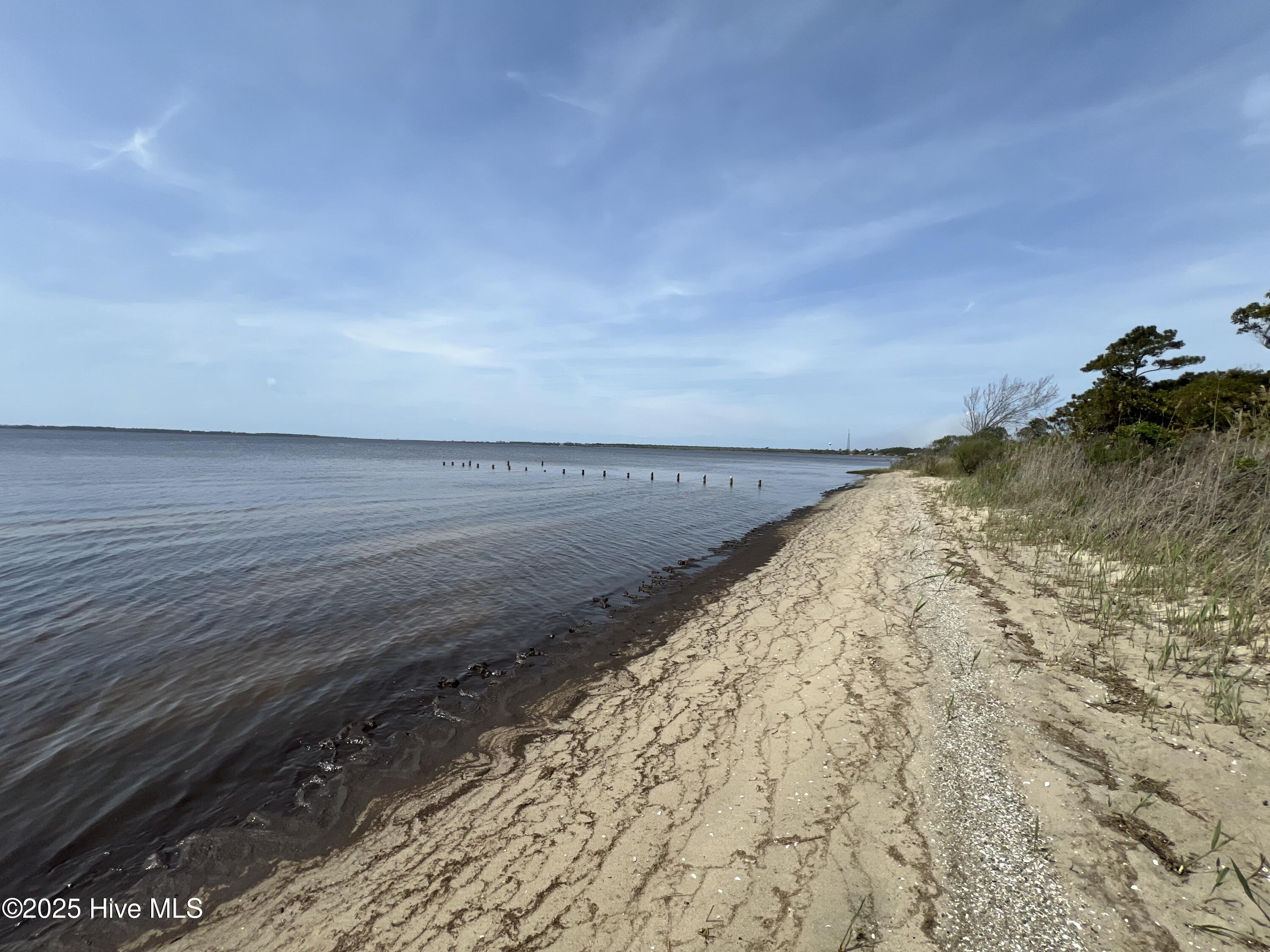 233 Bayview Drive Property Photo 9