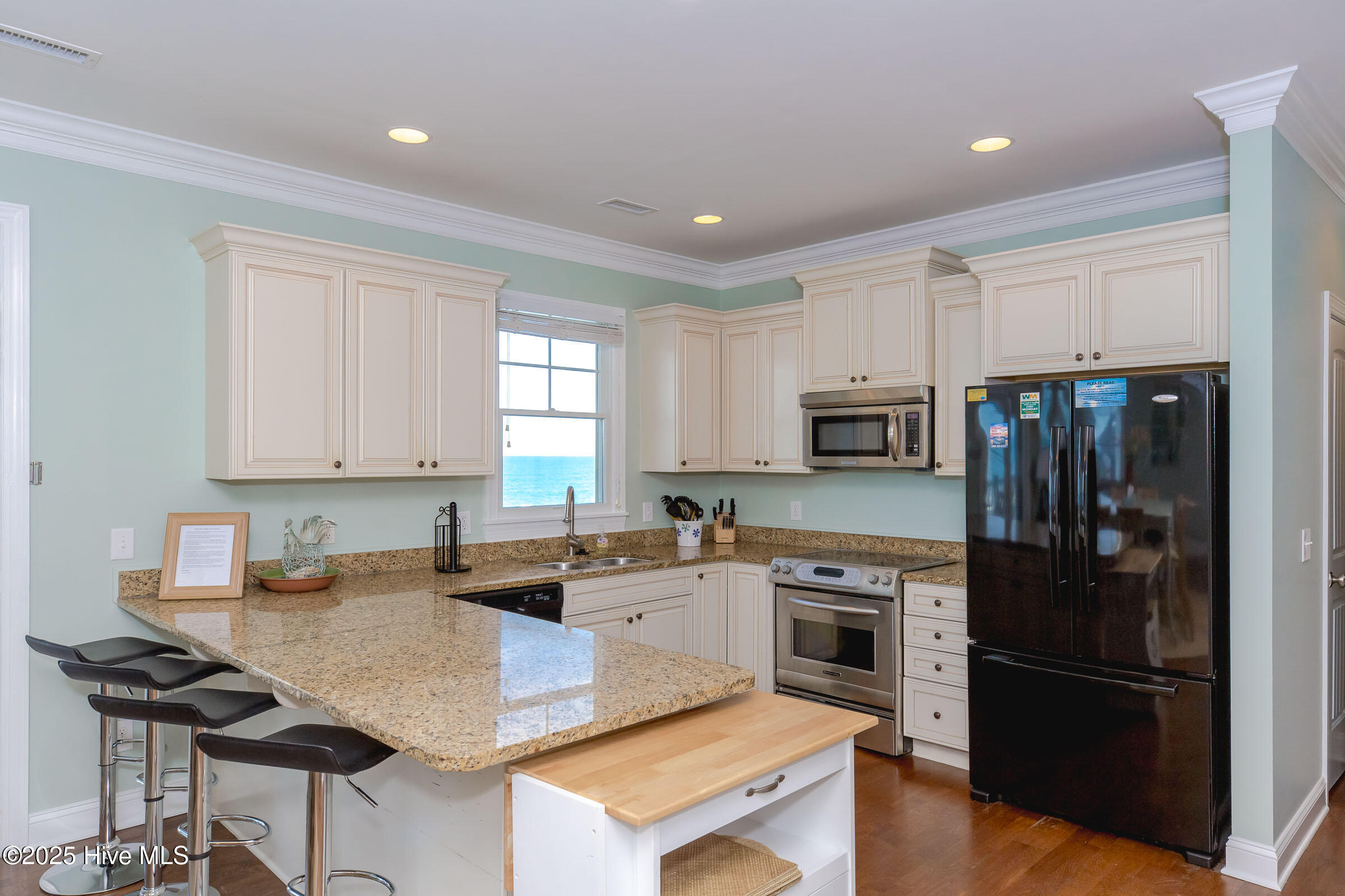 2216 S Shore Drive A & B Property Photo 31