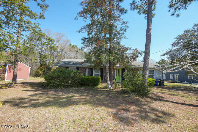 161 Willetts Drive Property Photo