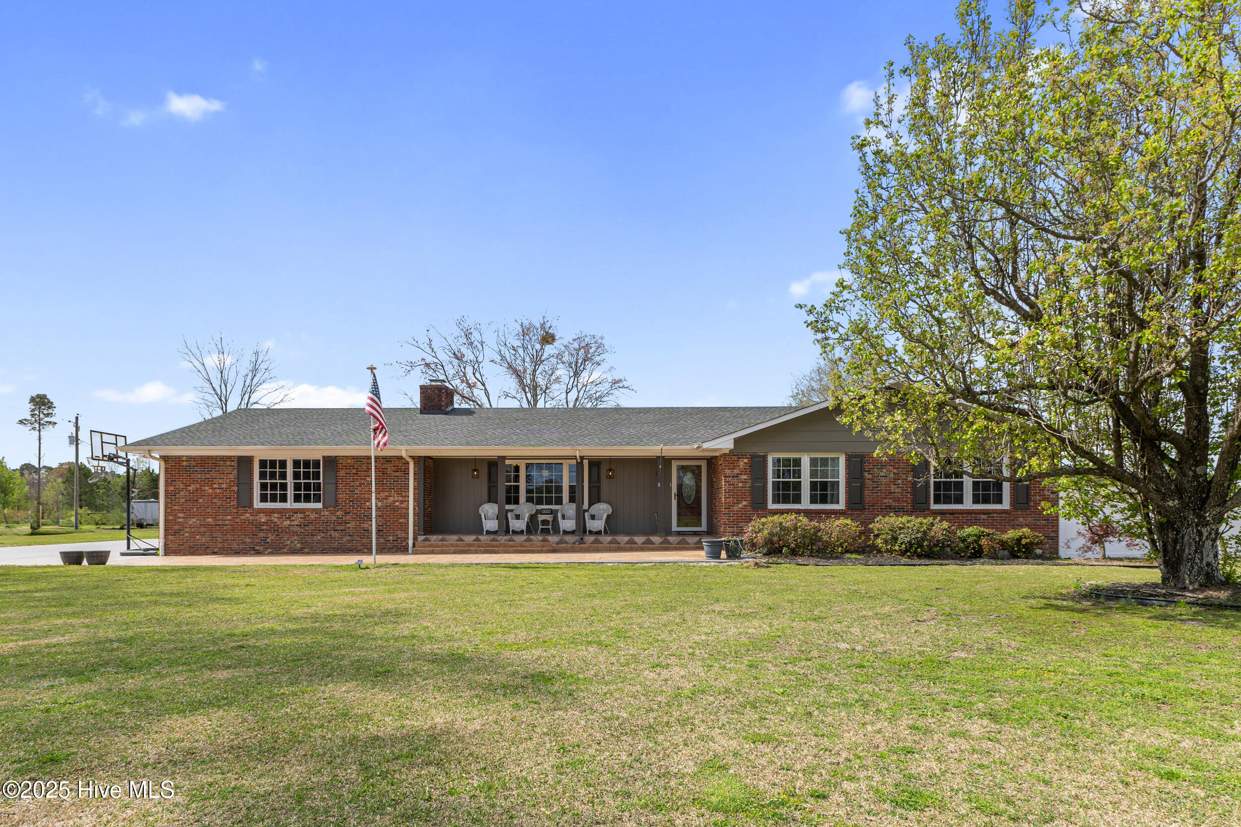 3732 Lynn Avenue Property Photo