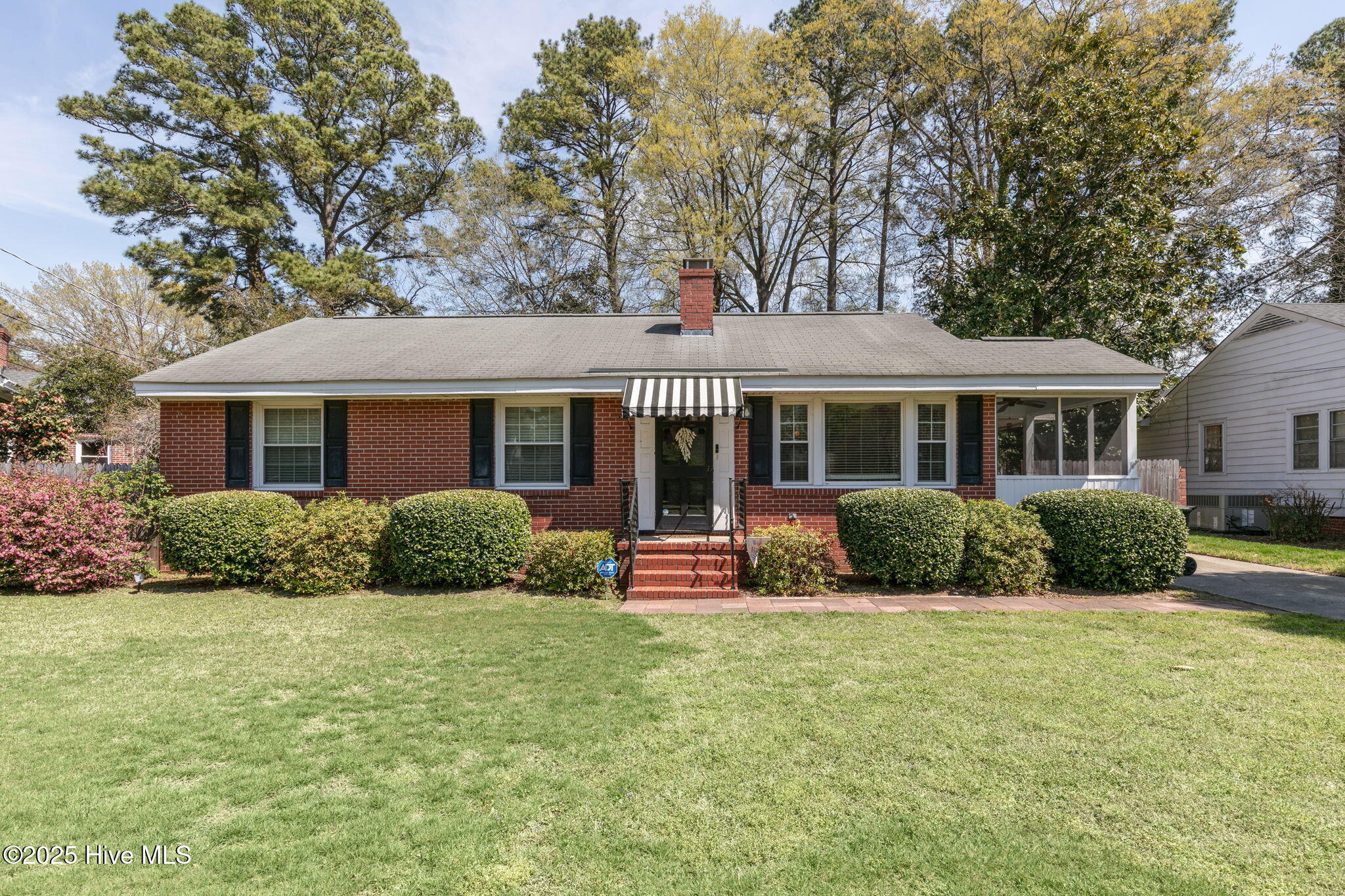 1722 Anderson Street Property Photo