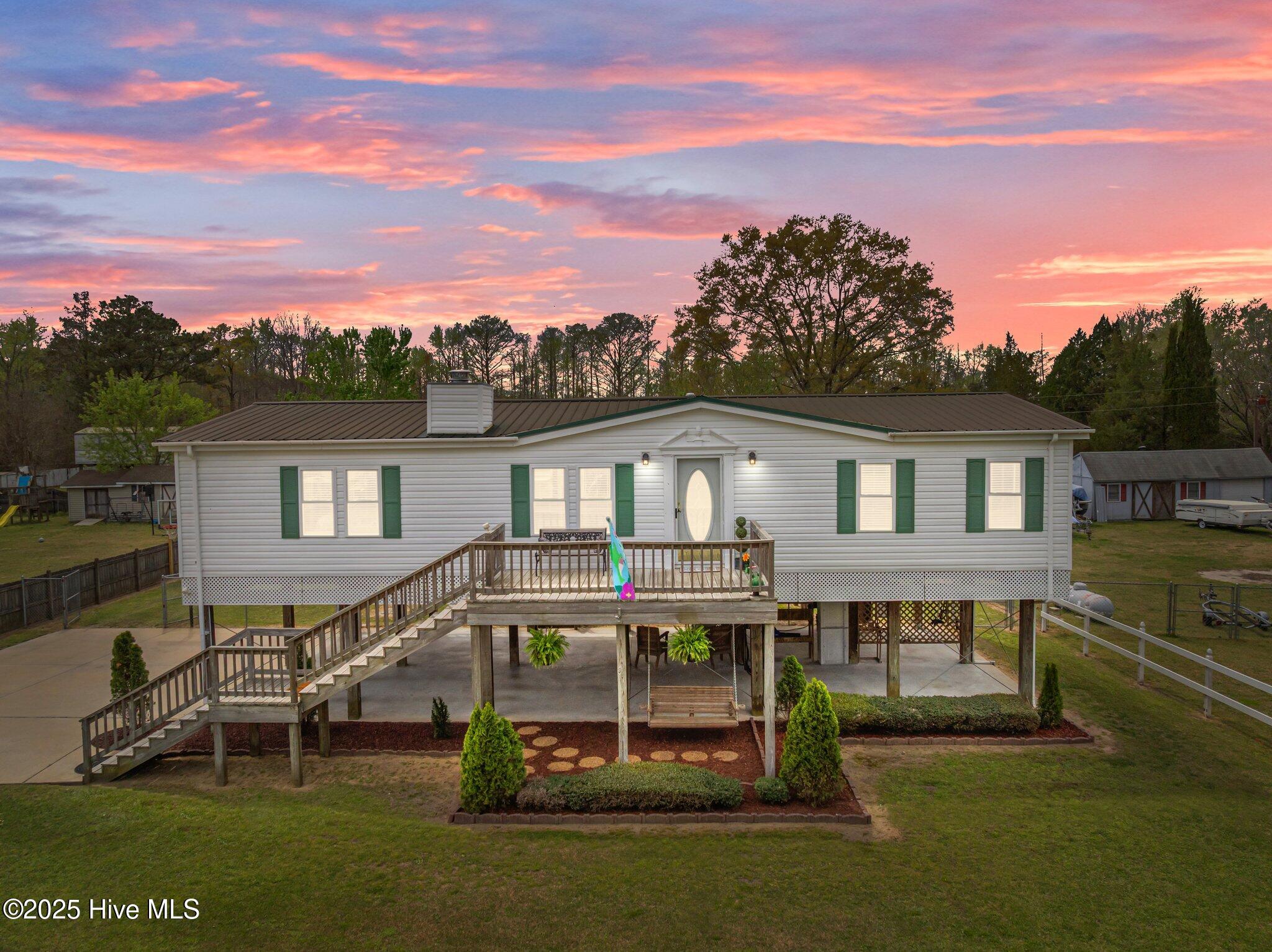 2184 Whichards Beach Road Property Photo