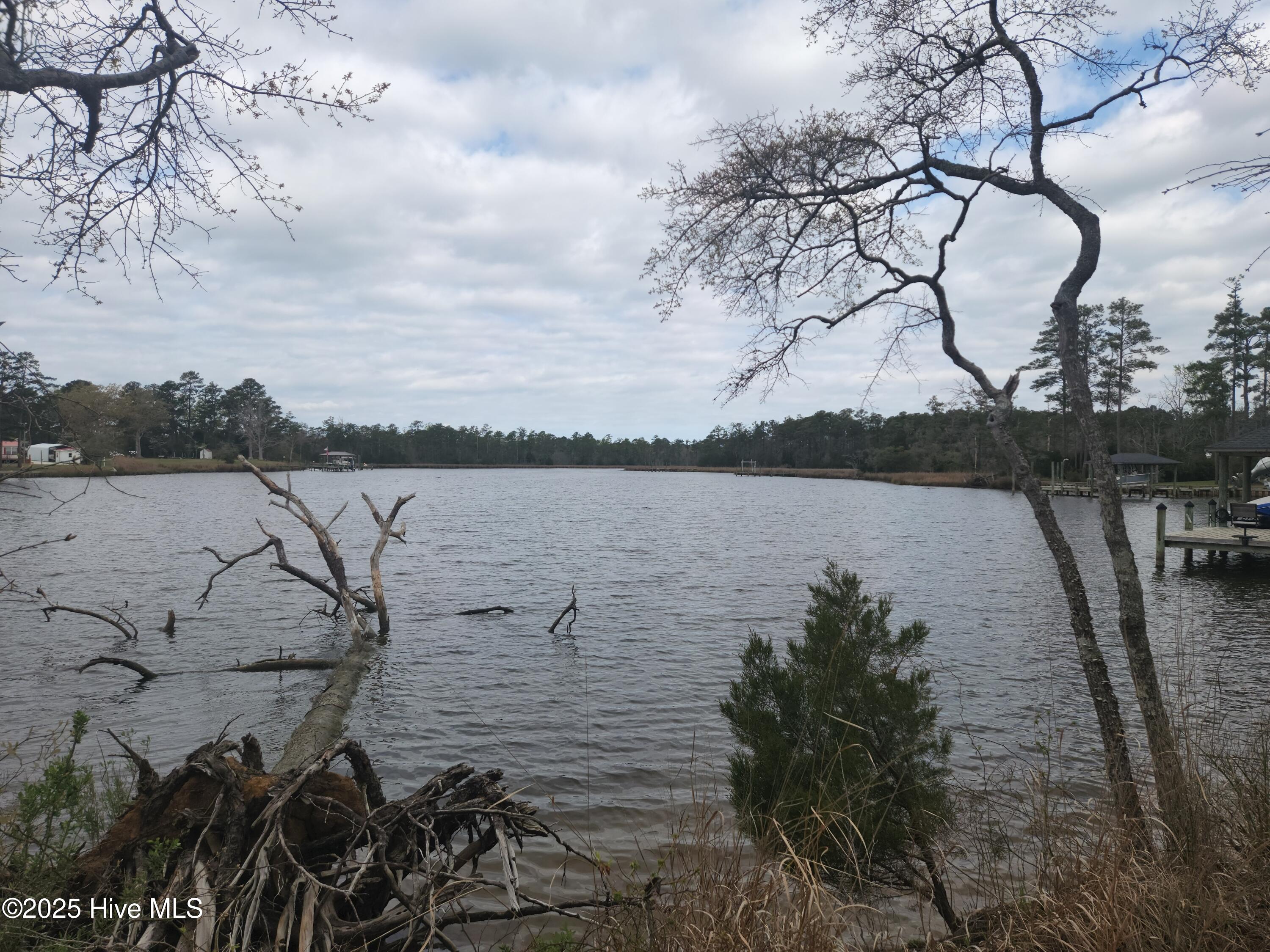 310 Southern Plantation Drive Property Photo 13