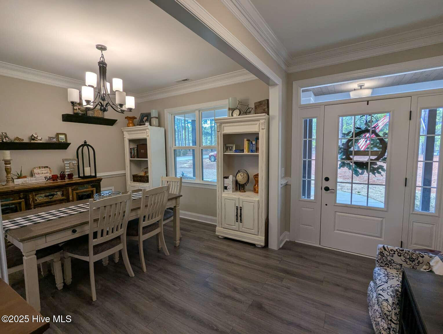 120 E Devonshire Avenue Property Photo 7