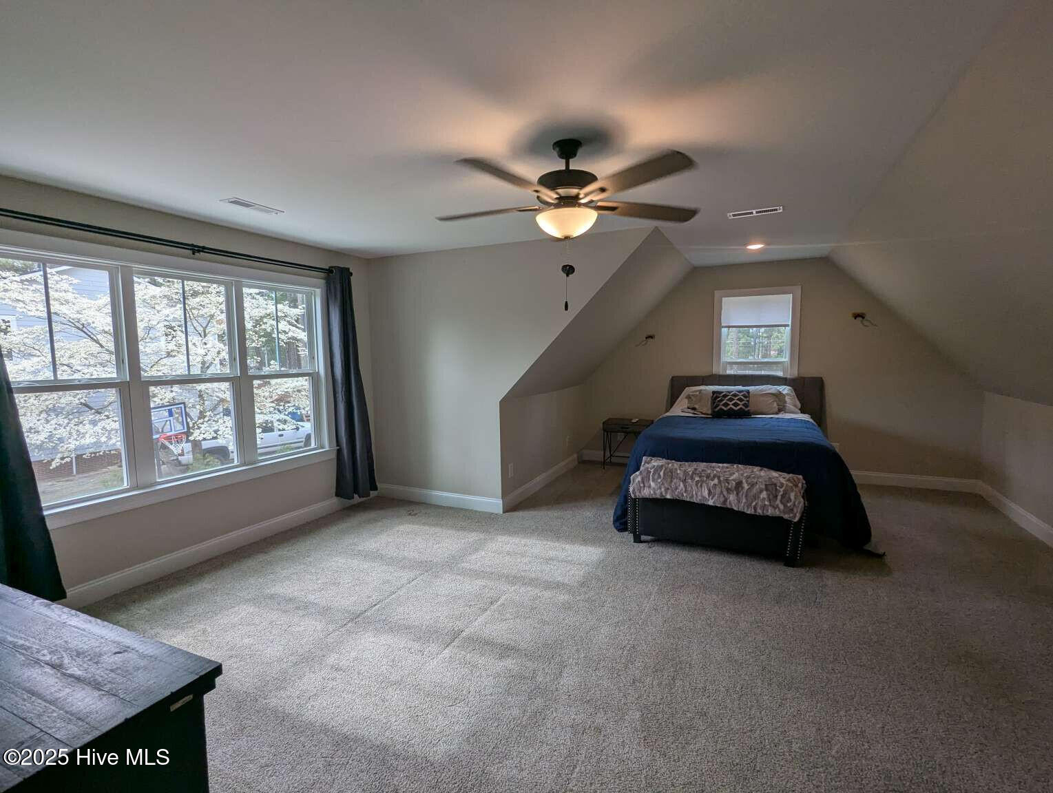 120 E Devonshire Avenue Property Photo 16