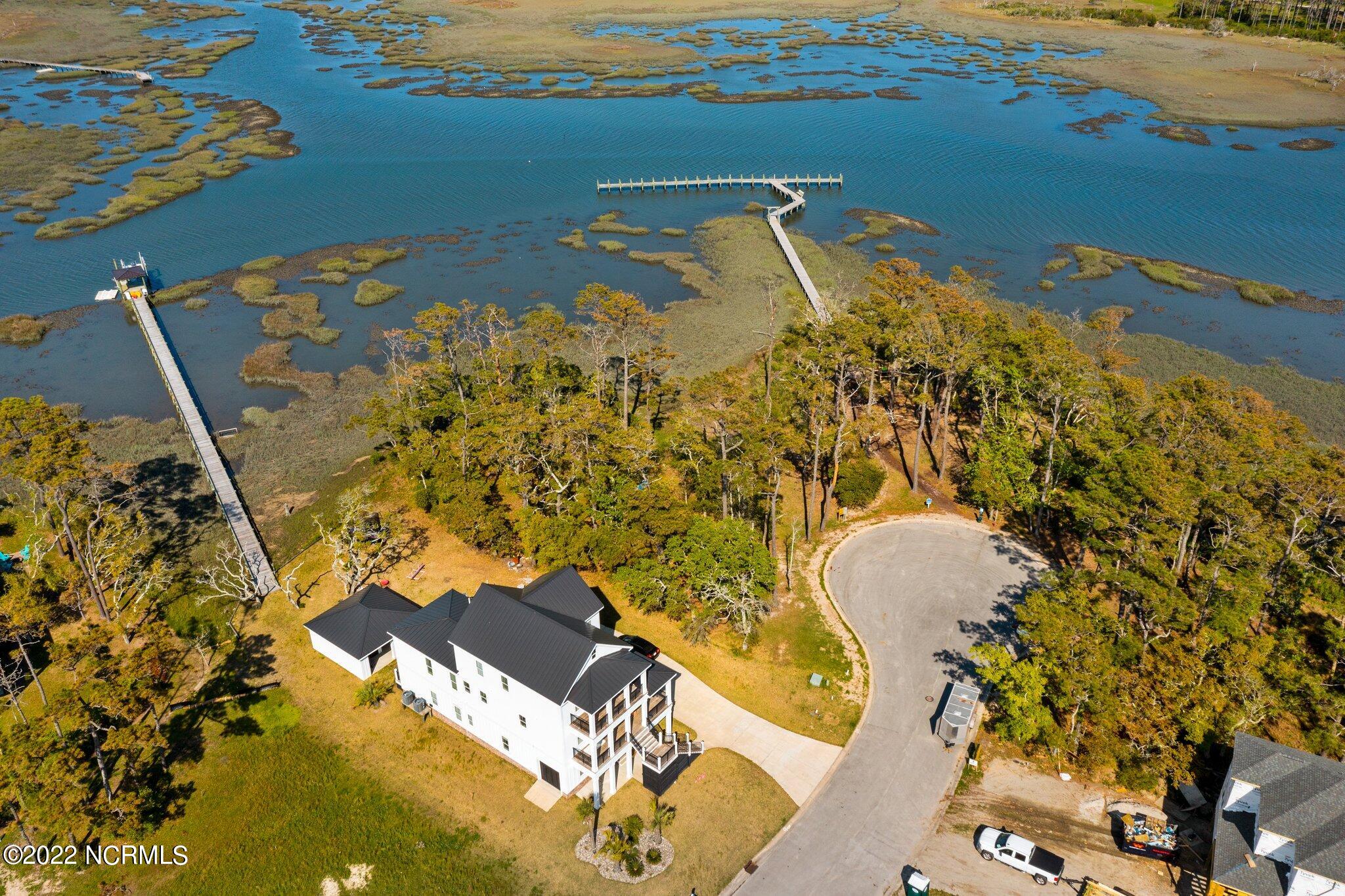 1402 Mainsail Road Property Photo 4