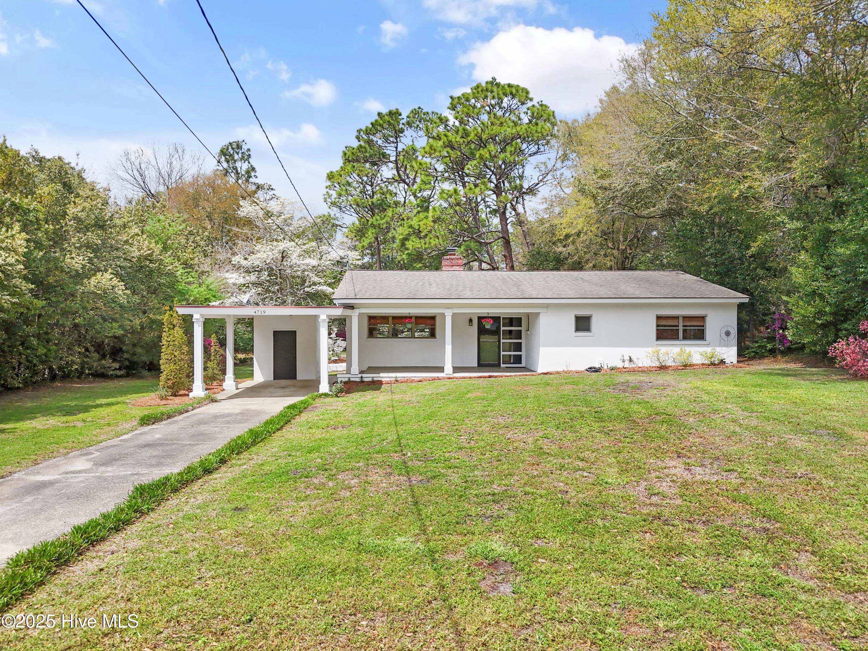 4719 Long Leaf Hills Drive Property Photo 4