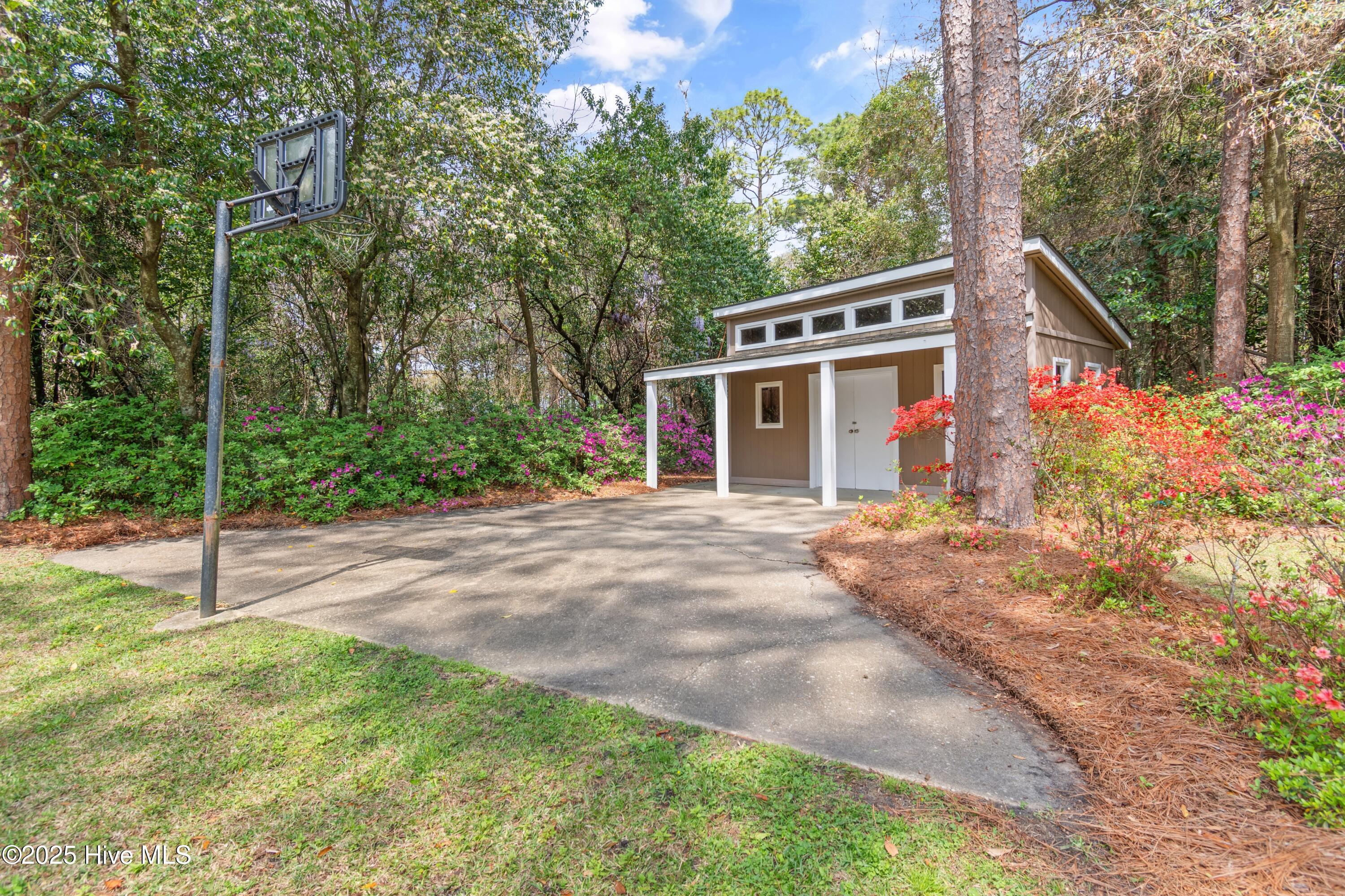 4719 Long Leaf Hills Drive Property Photo 14