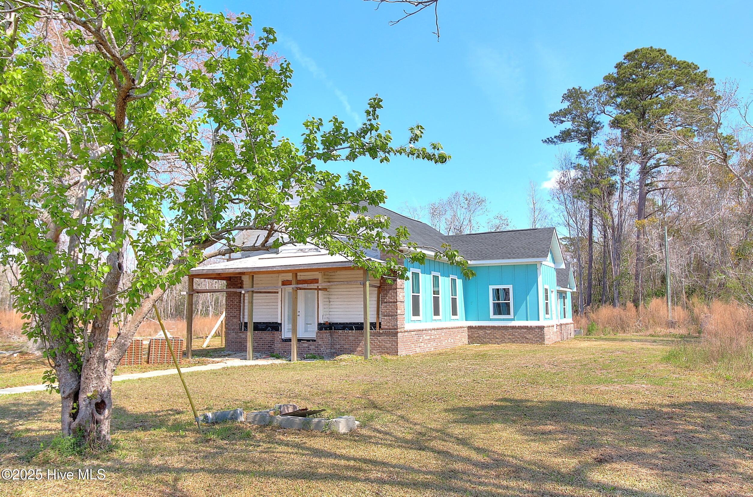 1119 Holden Beach Road Property Photo 2