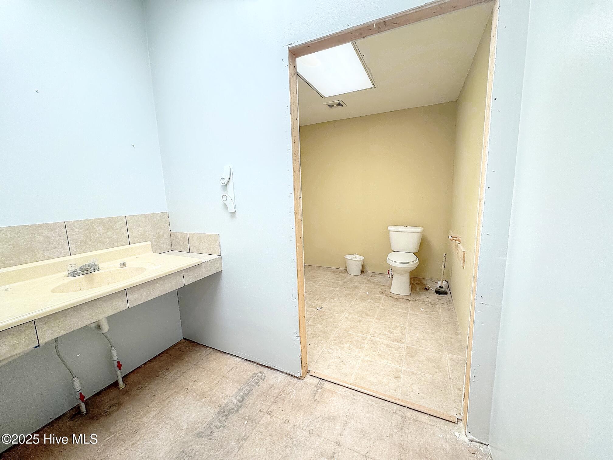 1119 Holden Beach Road Property Photo 4